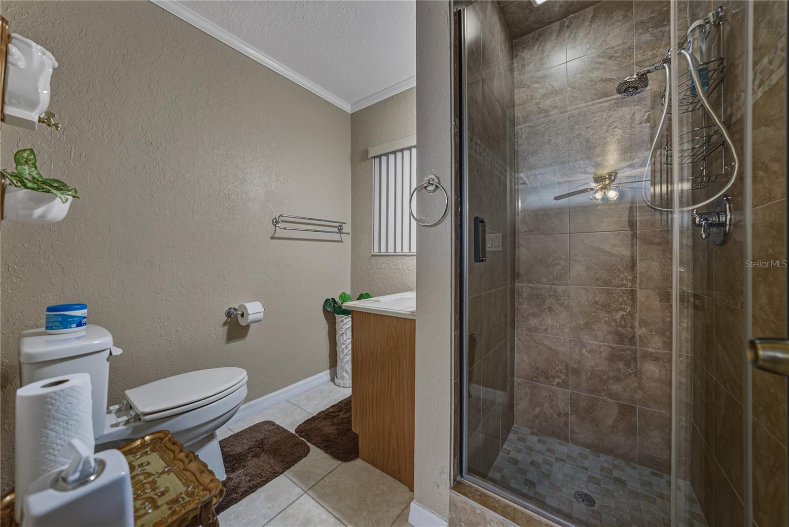 Image 7 of 42 For 4842 Fleetwood Street