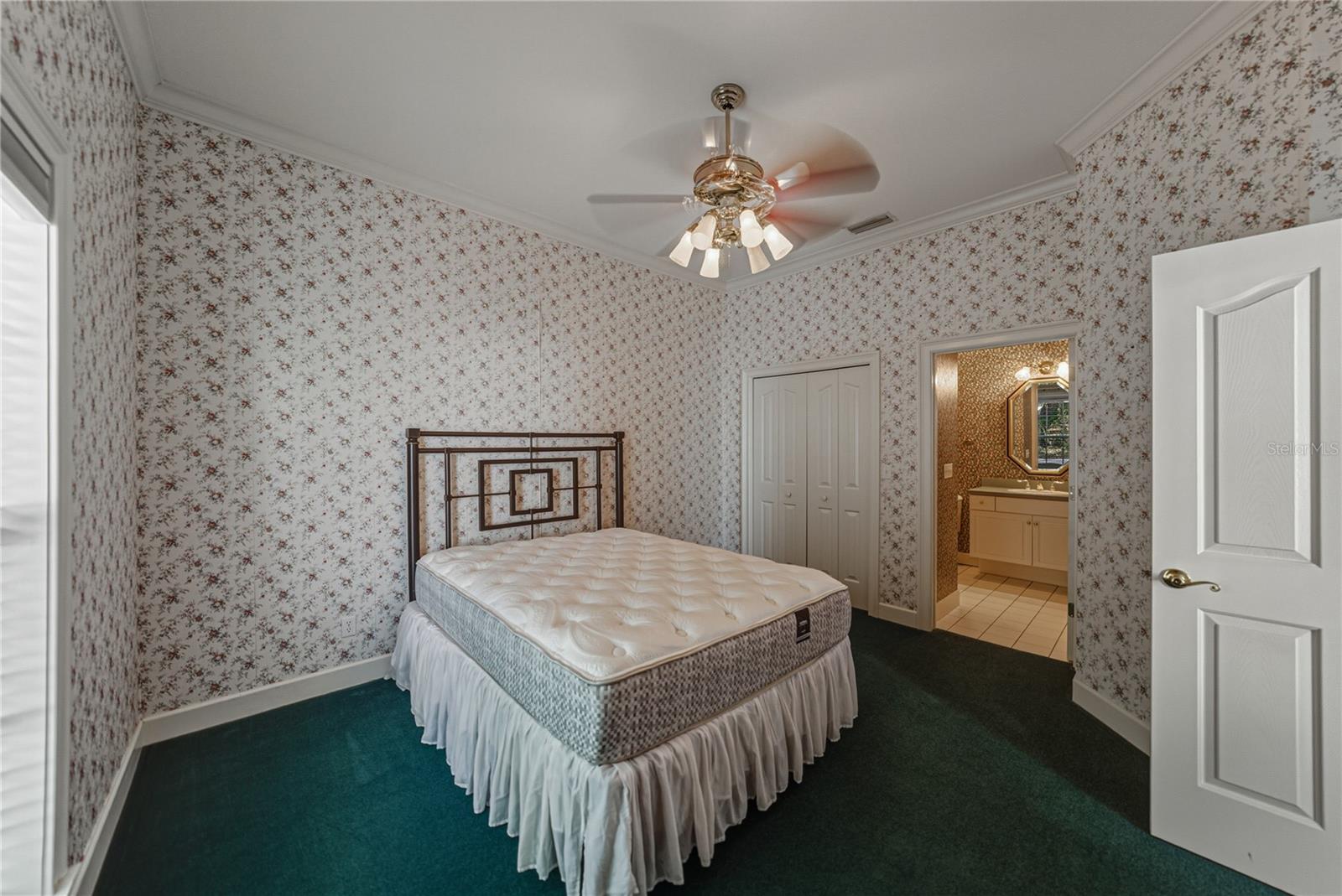 Image 10 of 80 For 1379 Hollister Road