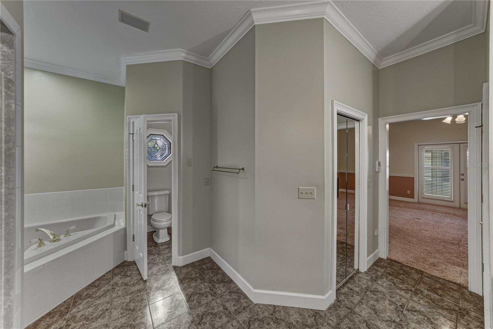 Image 15 of 80 For 1379 Hollister Road