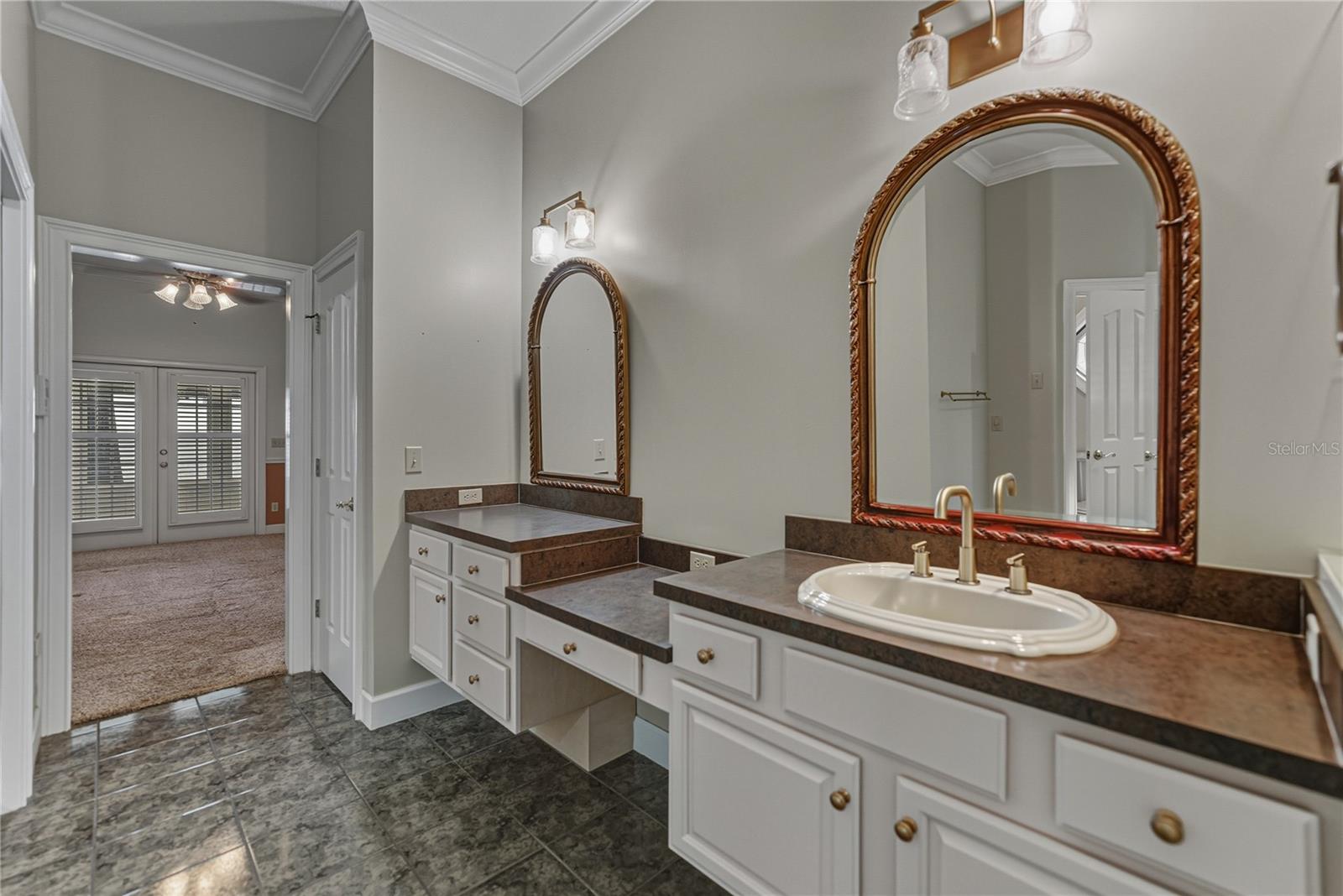 Image 16 of 80 For 1379 Hollister Road