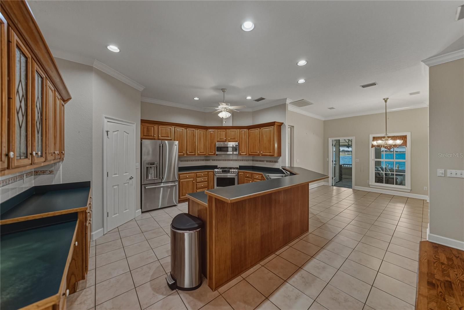 Image 27 of 80 For 1379 Hollister Road