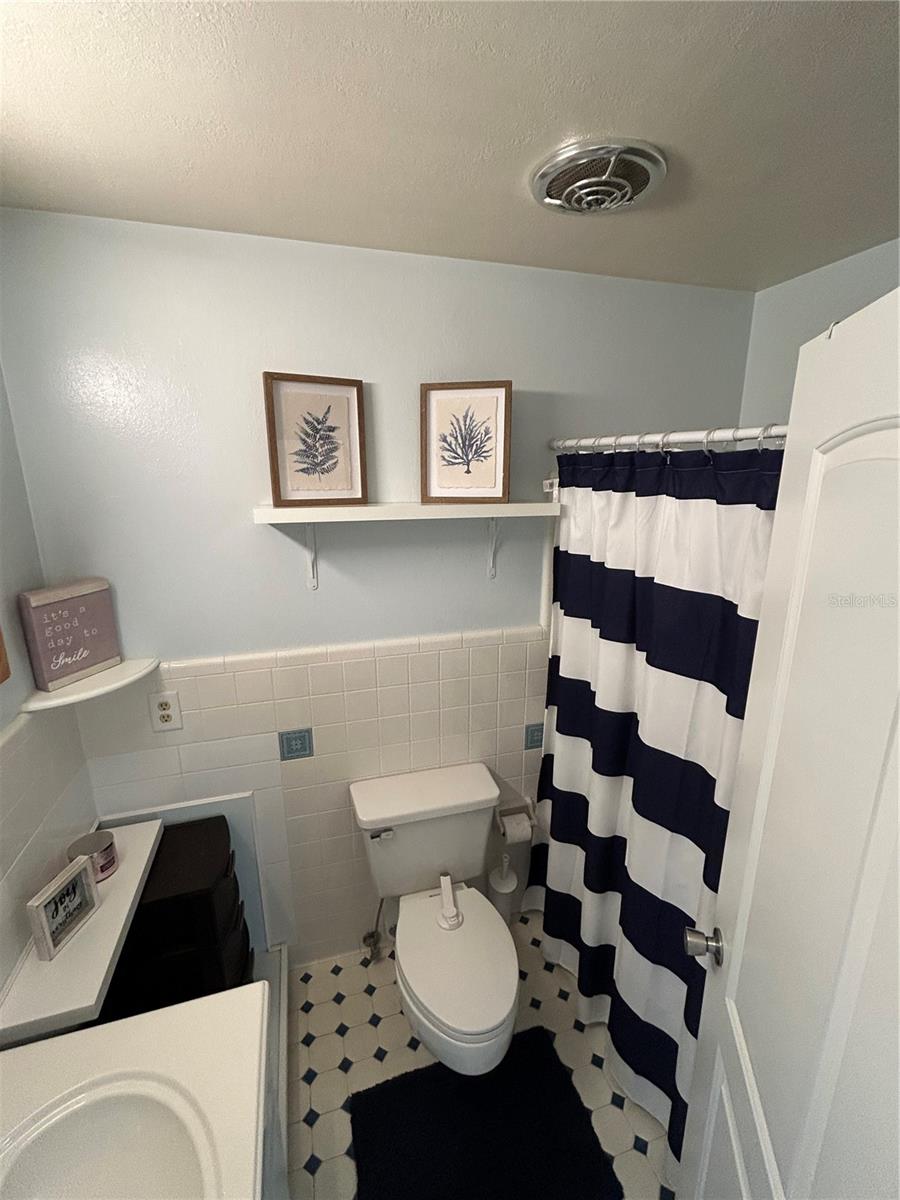 Image 9 of 19 For 5231 Timberlane Road