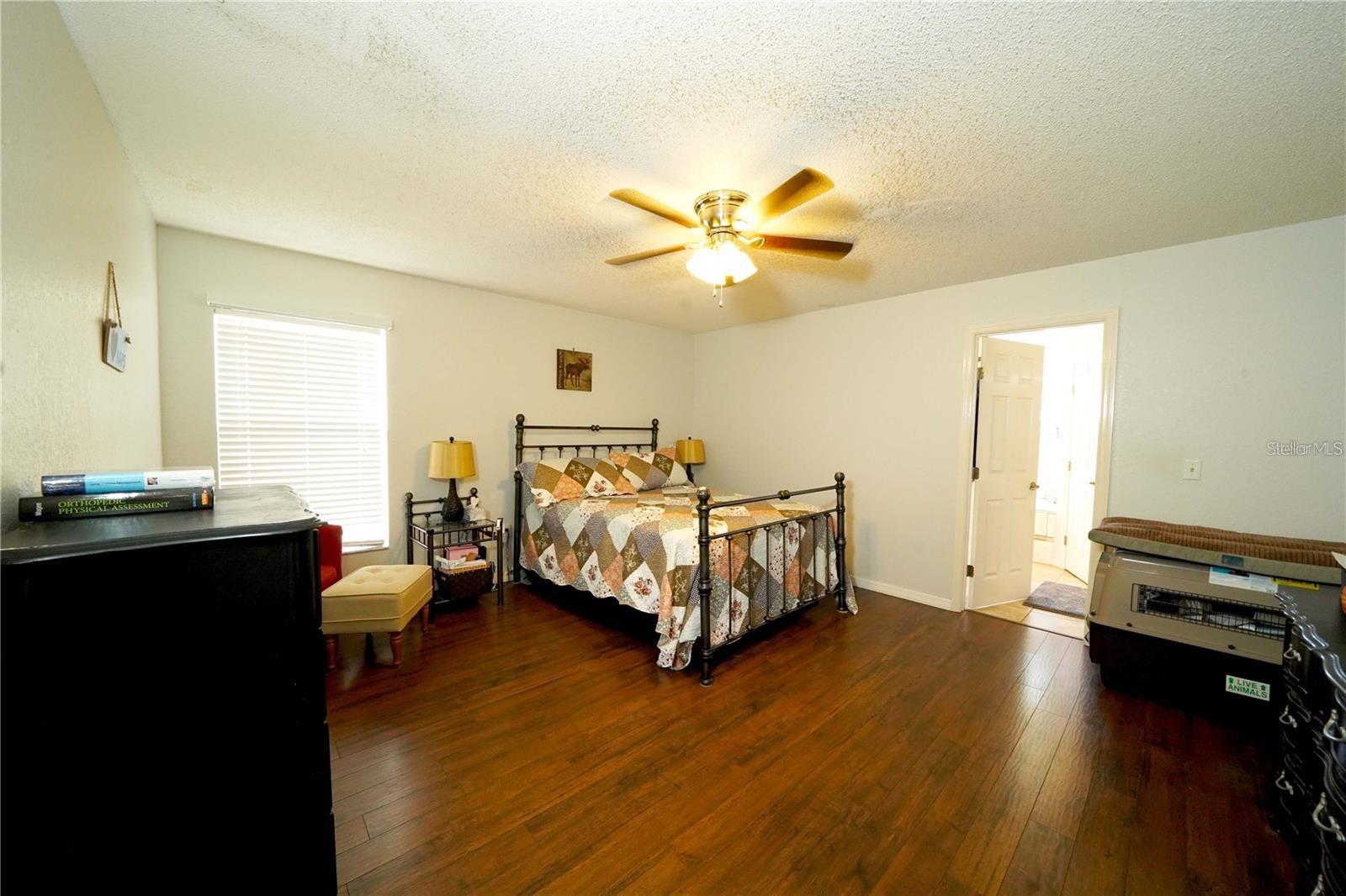 Image 14 of 57 For 1015 Highland Crest Circle