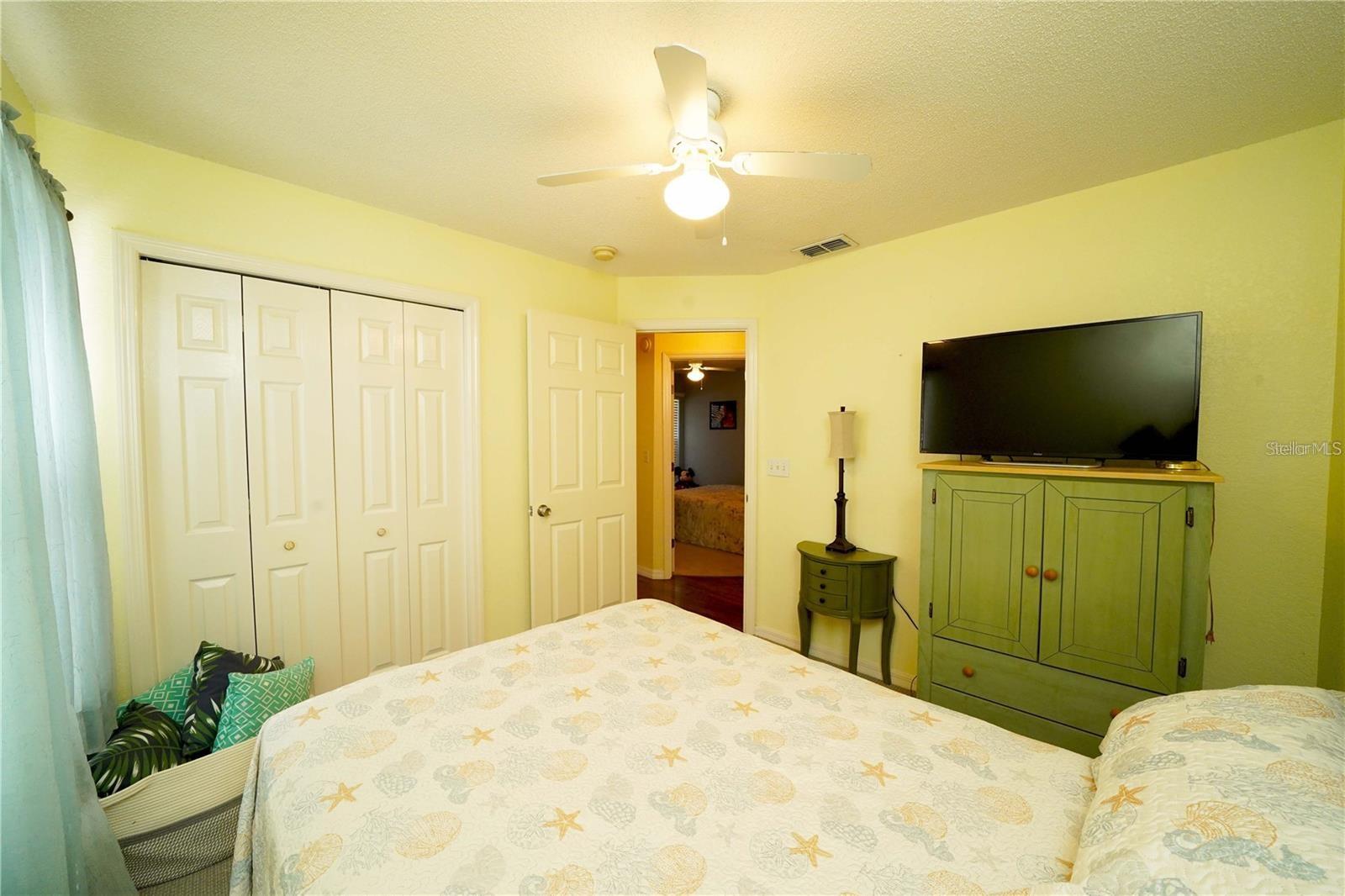 Image 19 of 57 For 1015 Highland Crest Circle