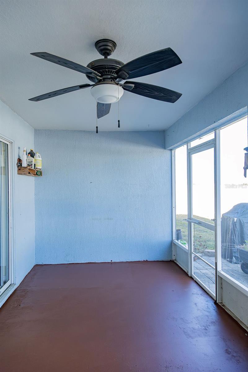 Image 27 of 57 For 1015 Highland Crest Circle