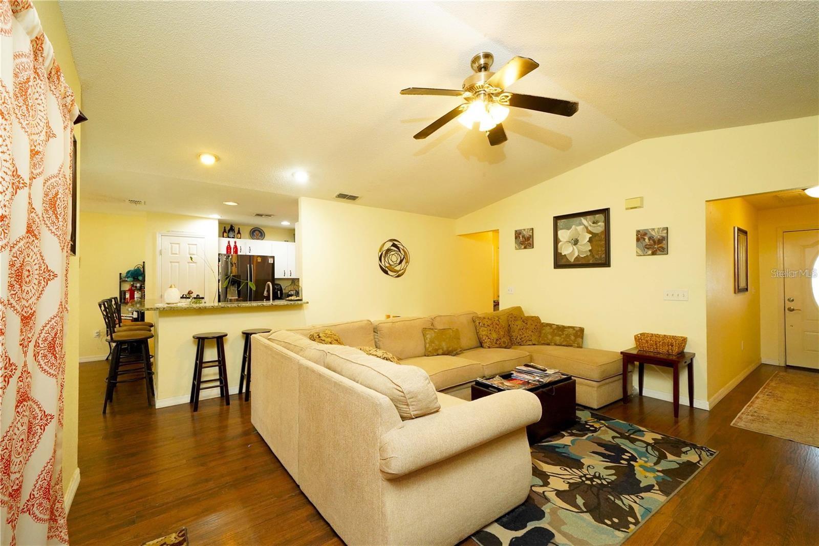 Image 7 of 57 For 1015 Highland Crest Circle