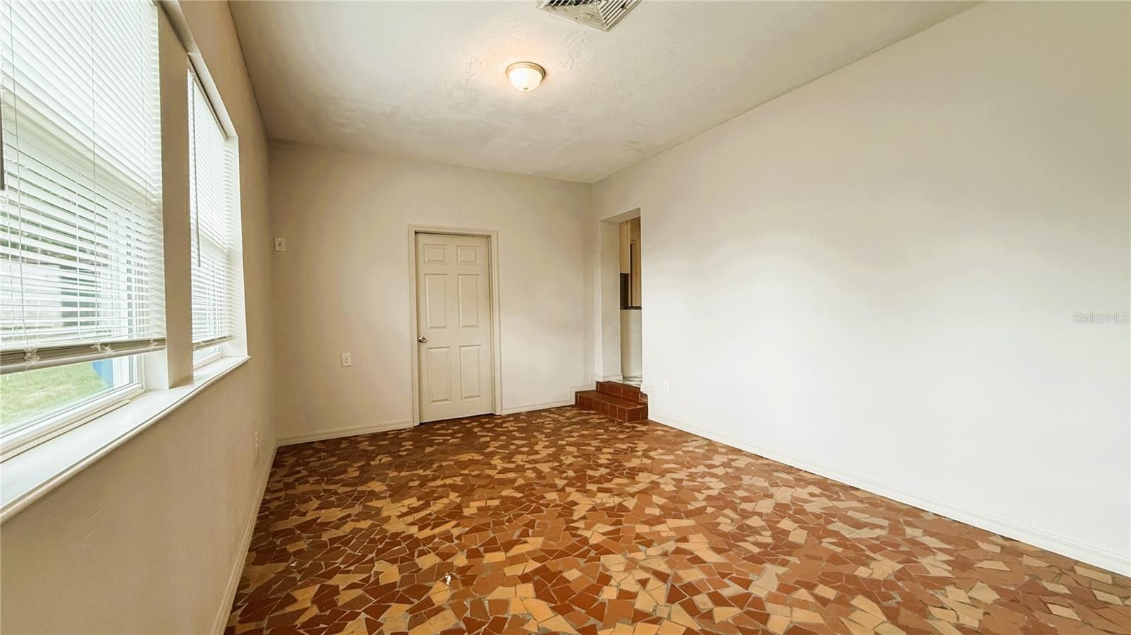 Image 5 of 14 For 1112 Carlton Avenue