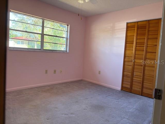 Image 23 of 27 For 832 Sherwood Drive