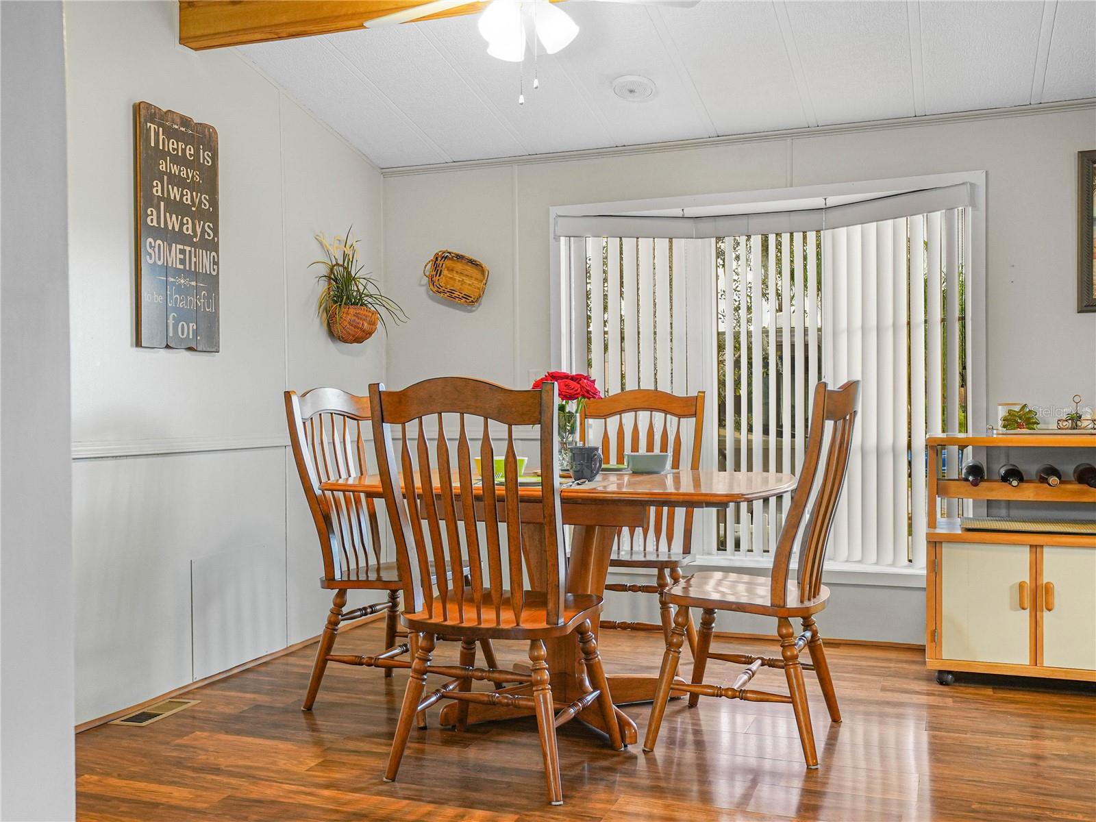 Image 10 of 43 For 98 Saddlebag Trail