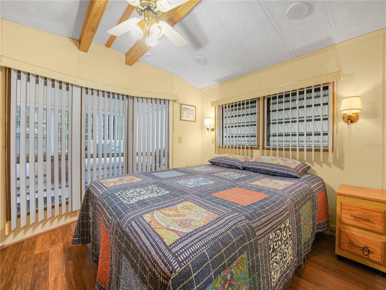 Image 17 of 43 For 98 Saddlebag Trail