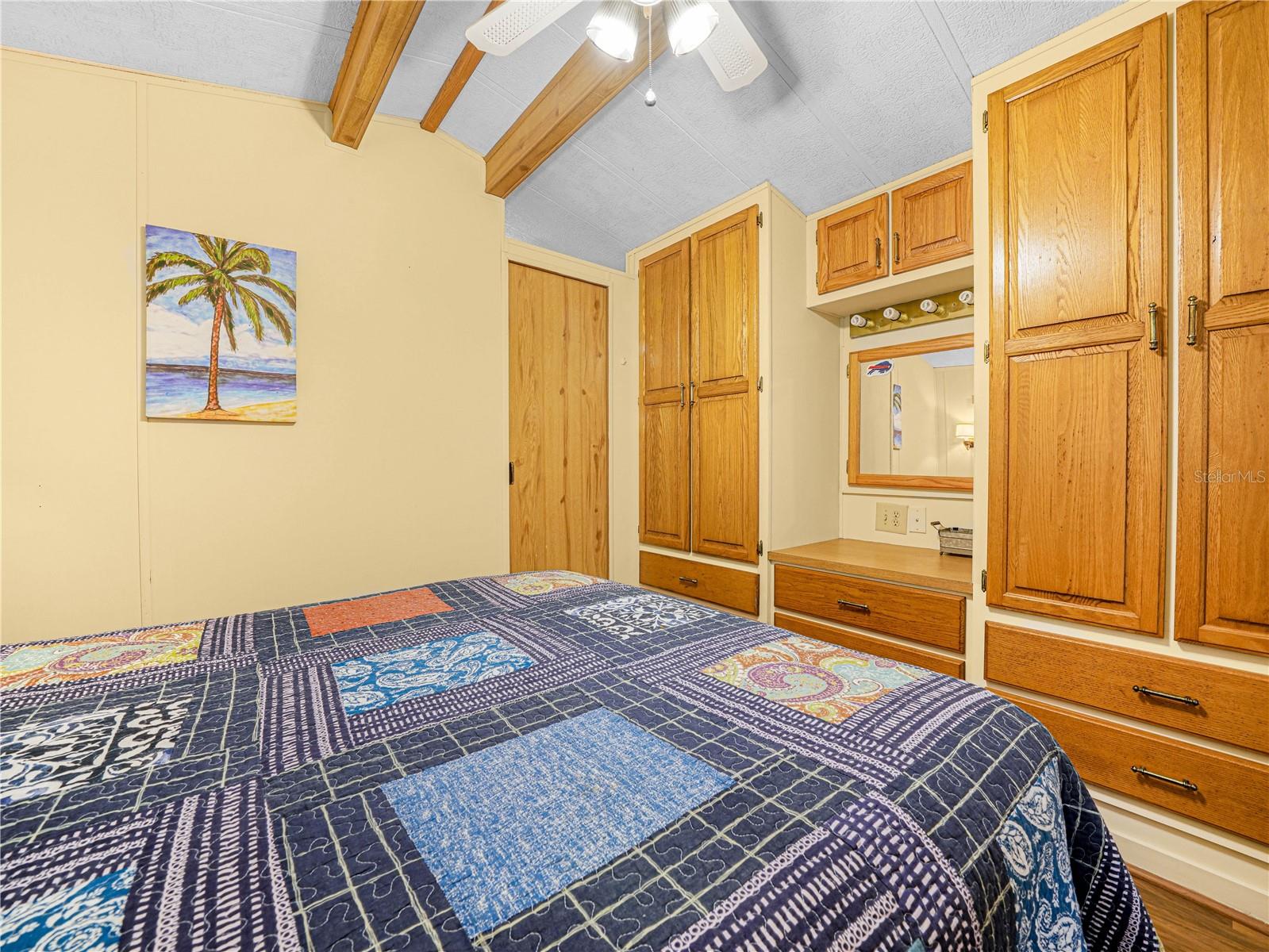 Image 18 of 43 For 98 Saddlebag Trail