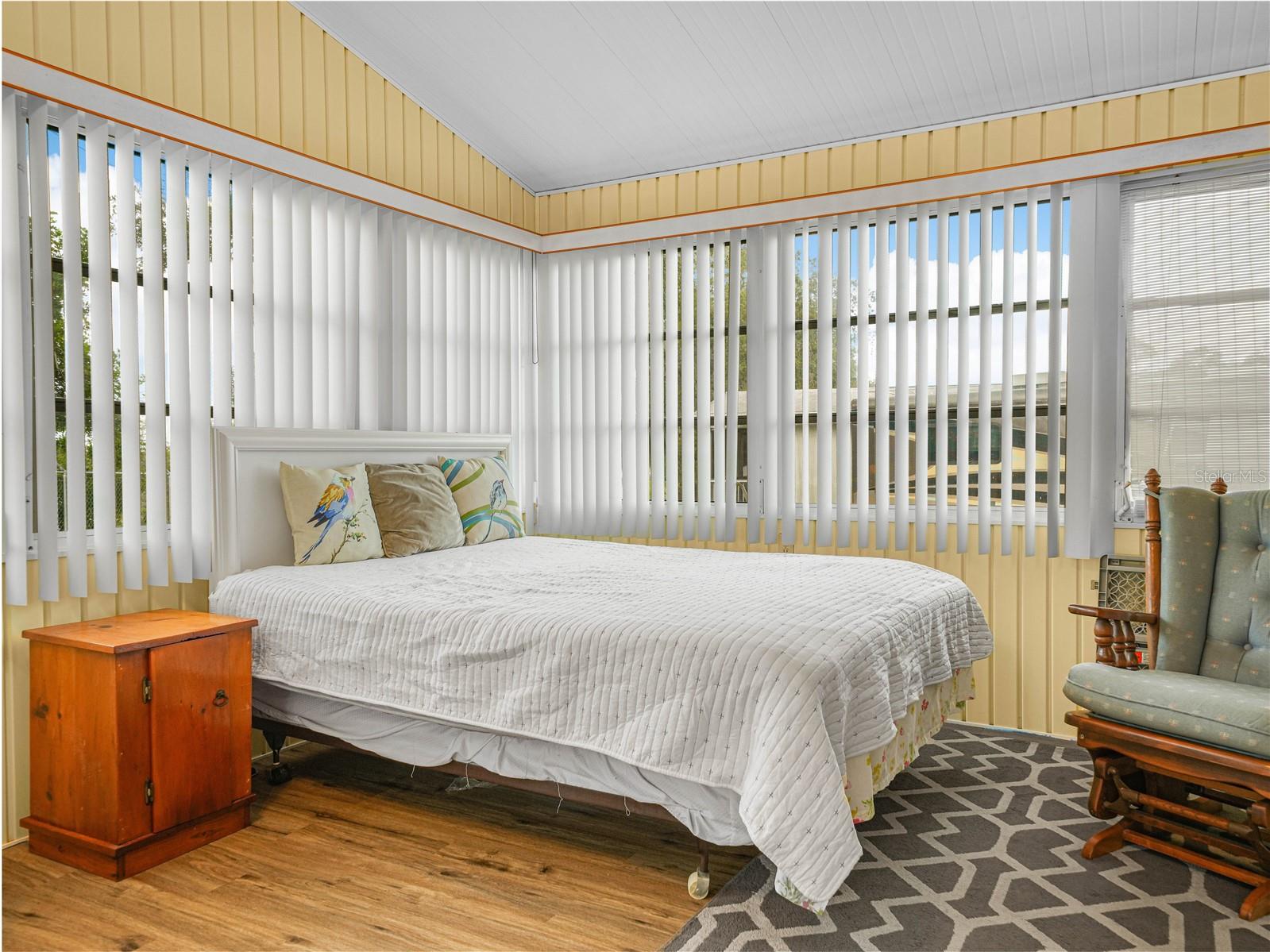 Image 20 of 43 For 98 Saddlebag Trail