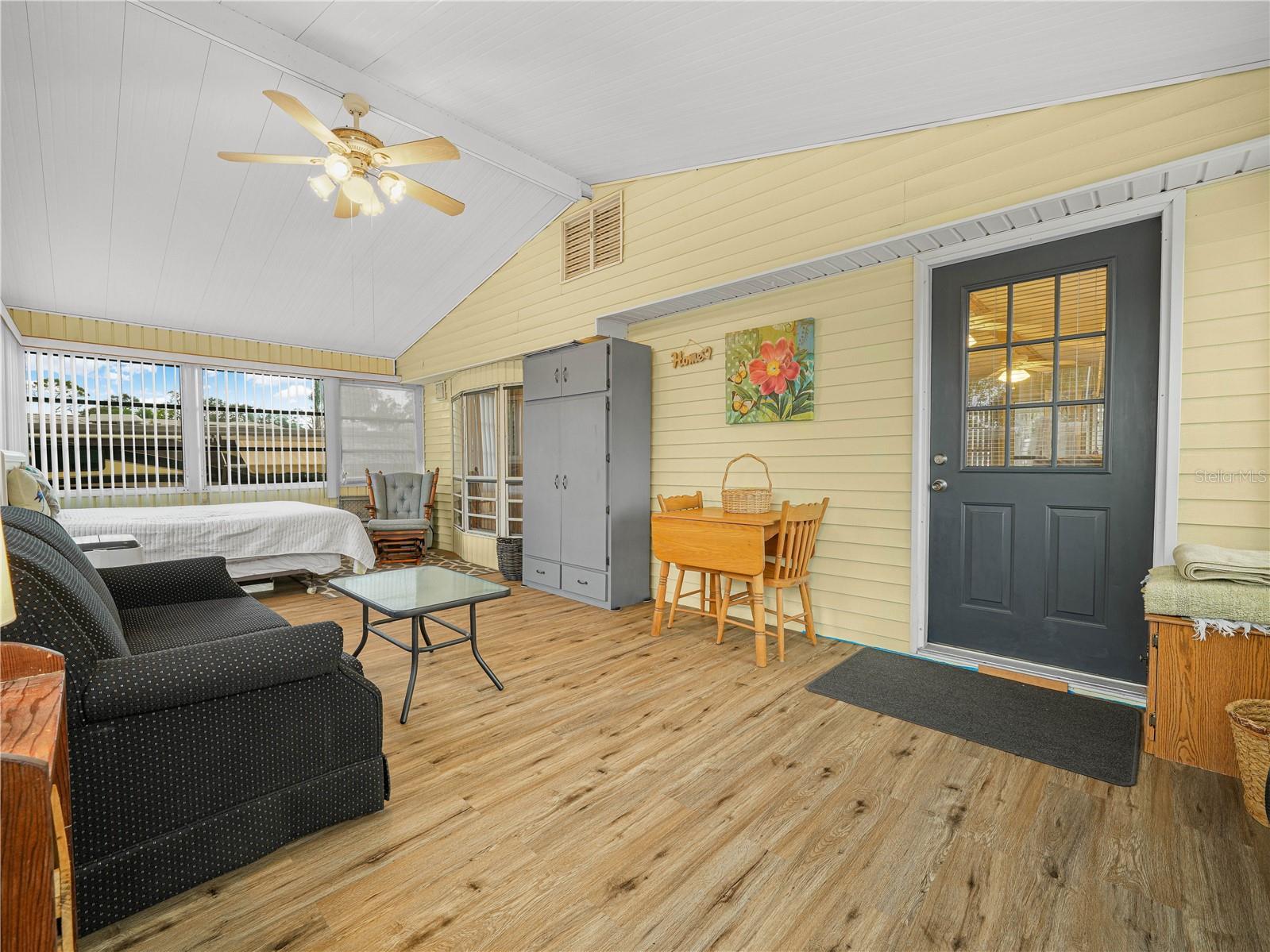 Image 21 of 43 For 98 Saddlebag Trail