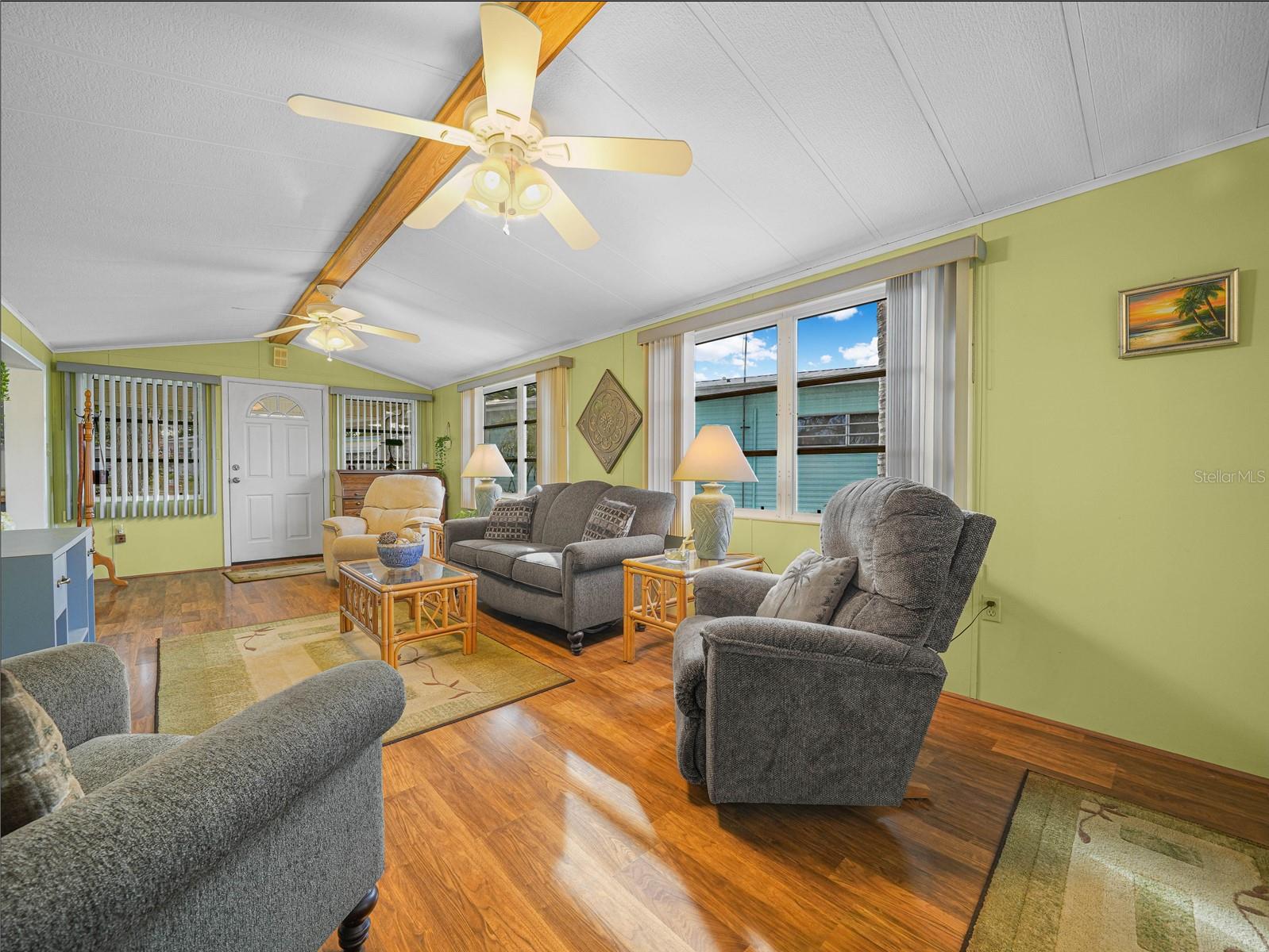 Image 7 of 43 For 98 Saddlebag Trail