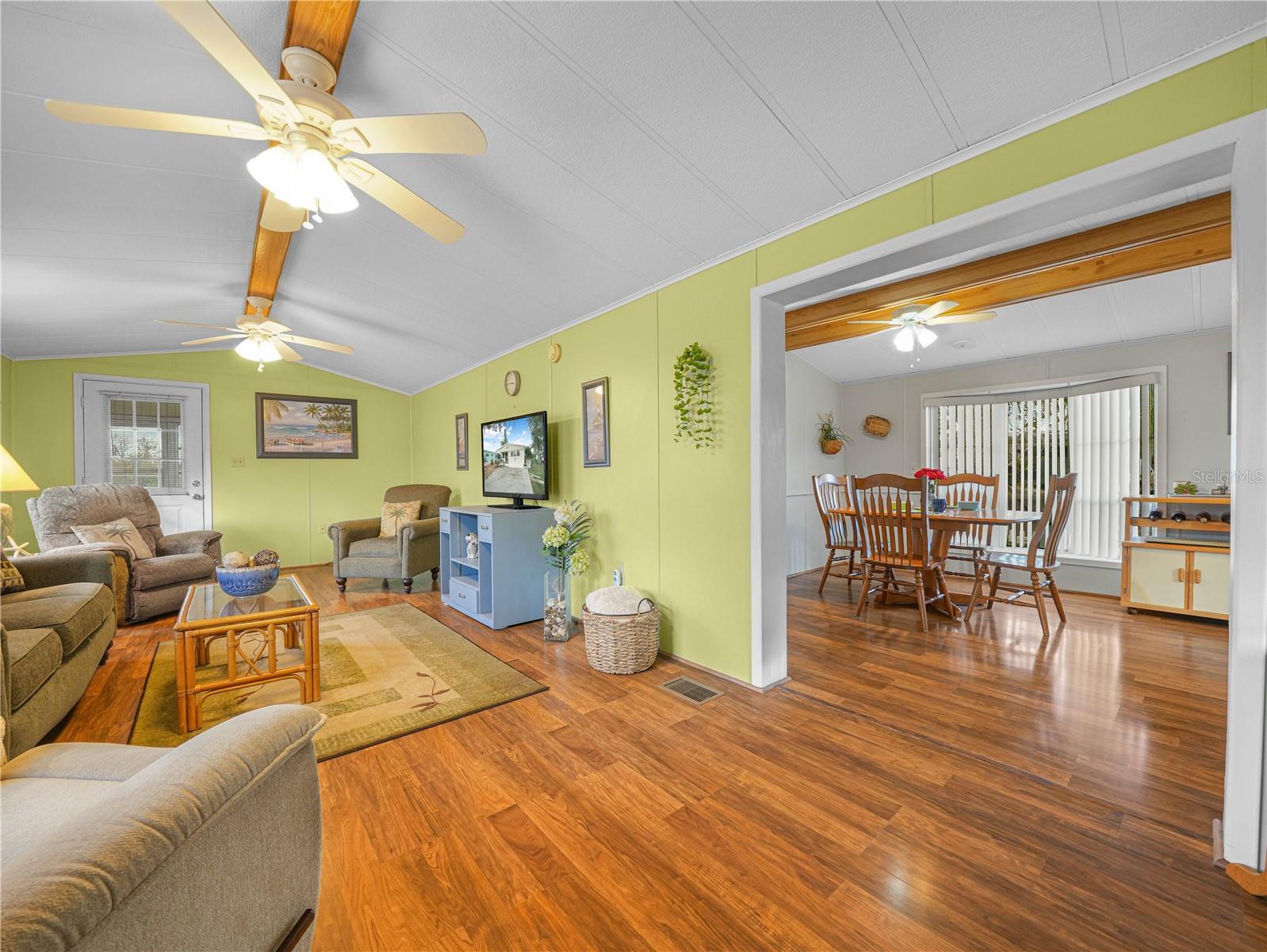 Image 9 of 43 For 98 Saddlebag Trail