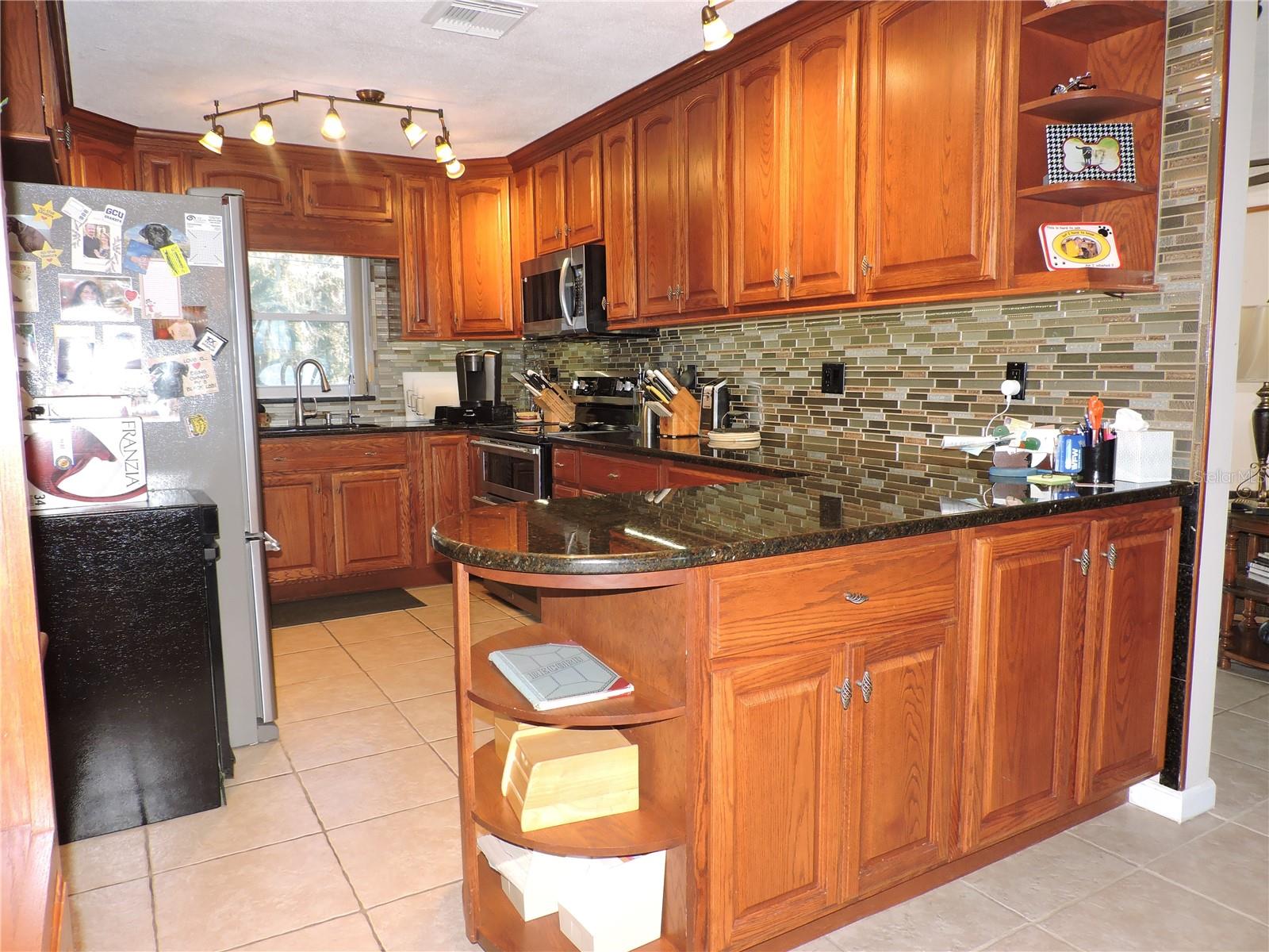 Image 14 of 89 For 5312 Lakeside Drive