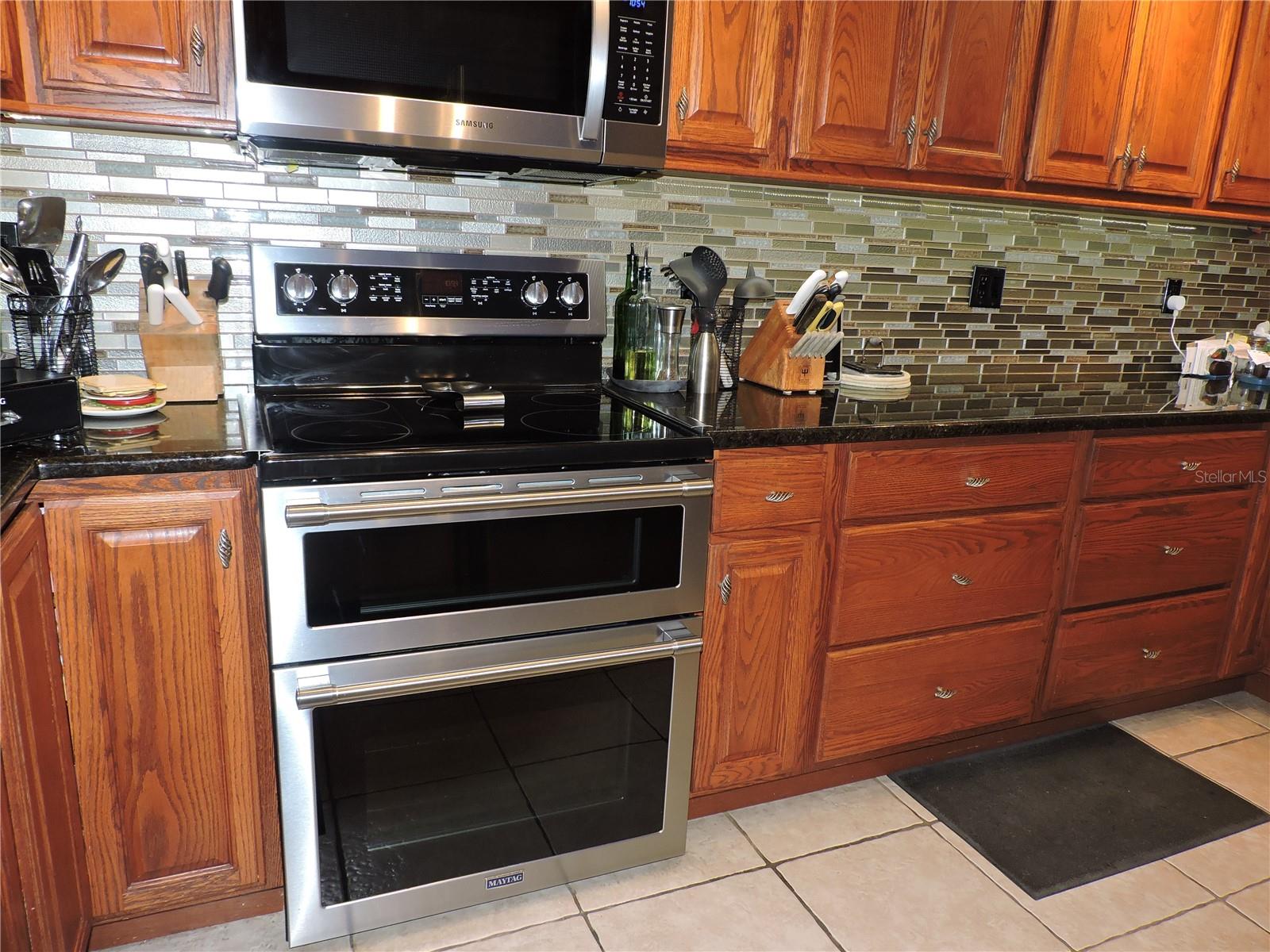 Image 18 of 89 For 5312 Lakeside Drive