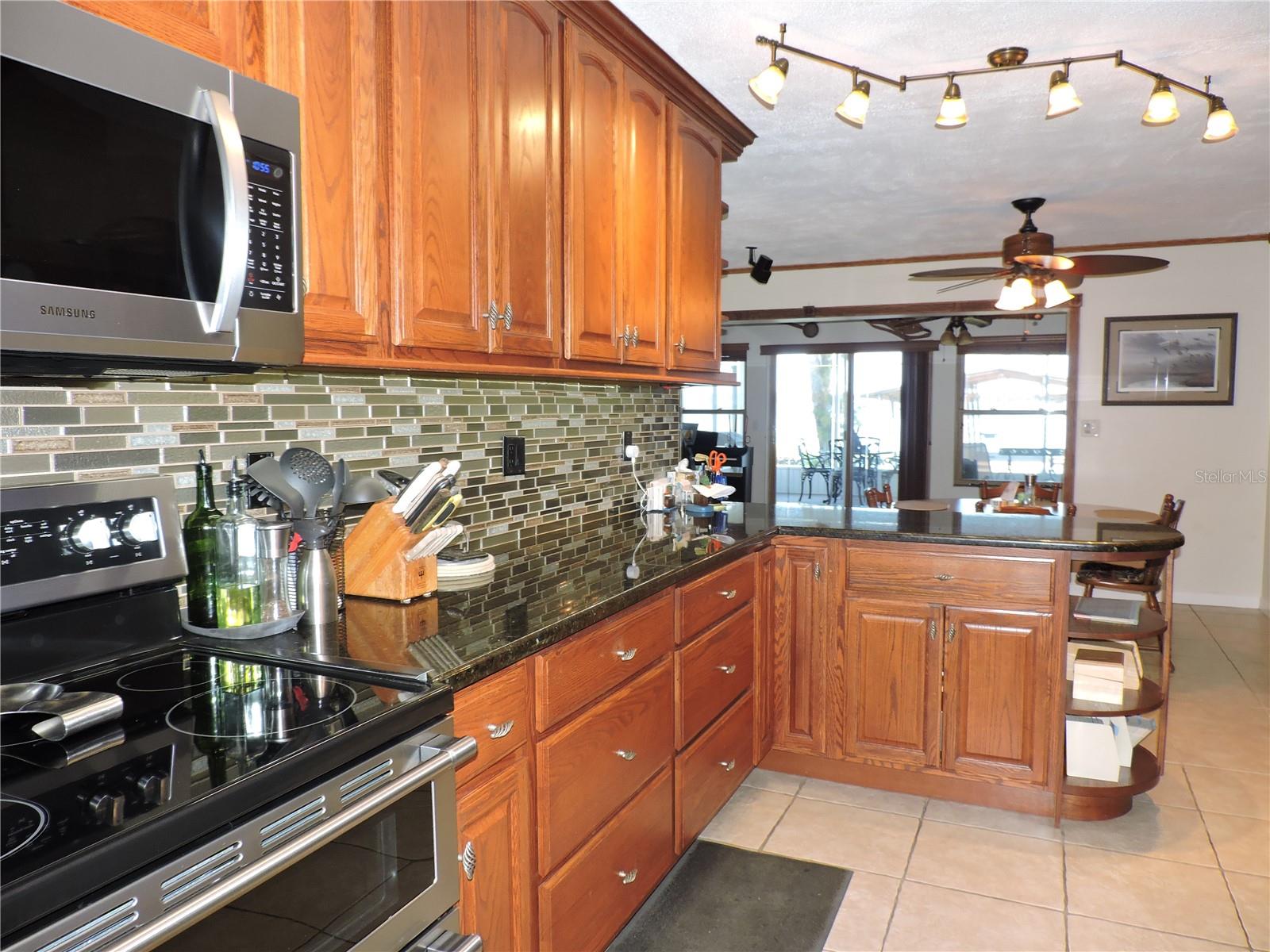 Image 19 of 89 For 5312 Lakeside Drive