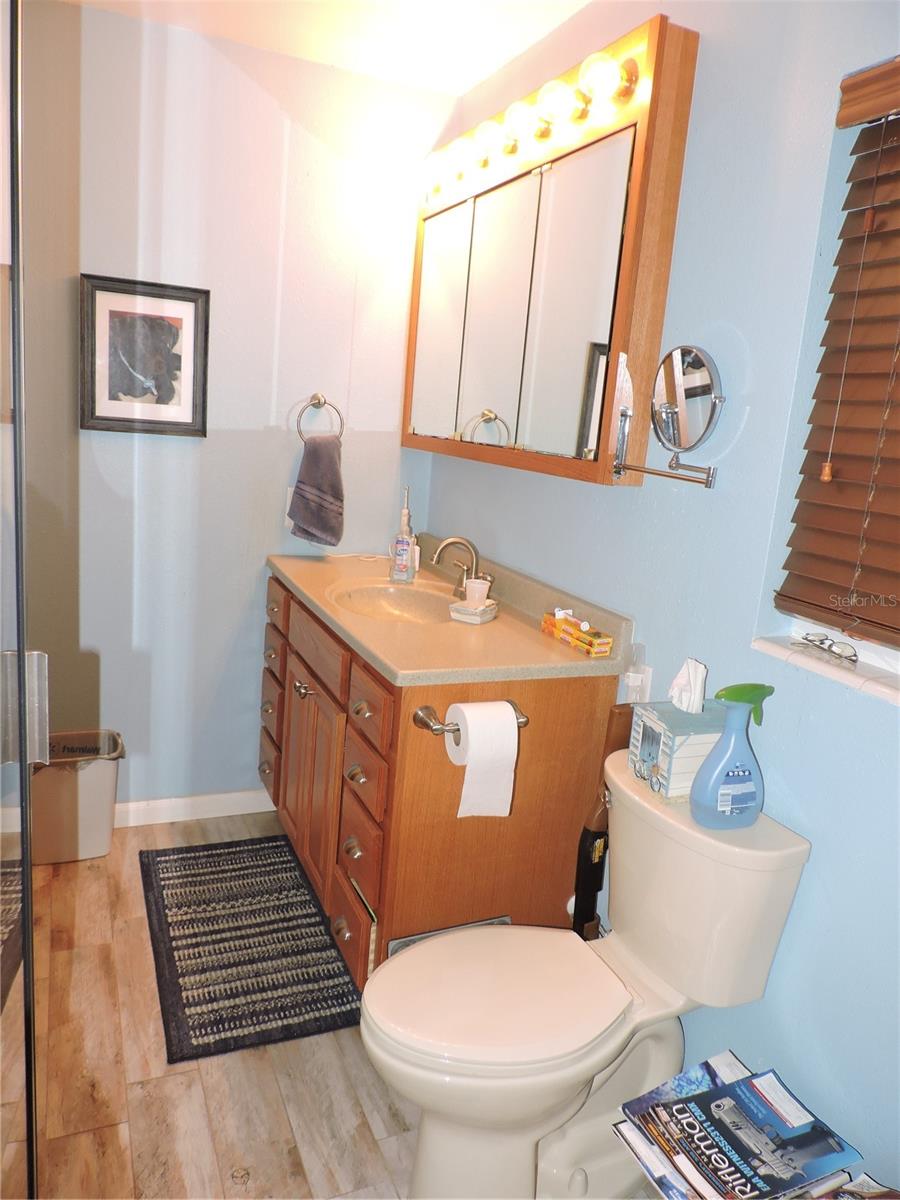 Image 36 of 89 For 5312 Lakeside Drive