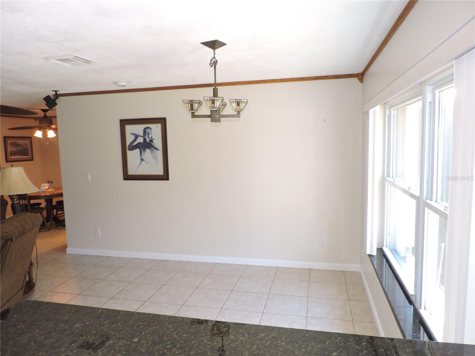 Image 4 of 89 For 5312 Lakeside Drive