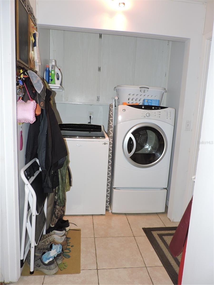 Image 42 of 89 For 5312 Lakeside Drive