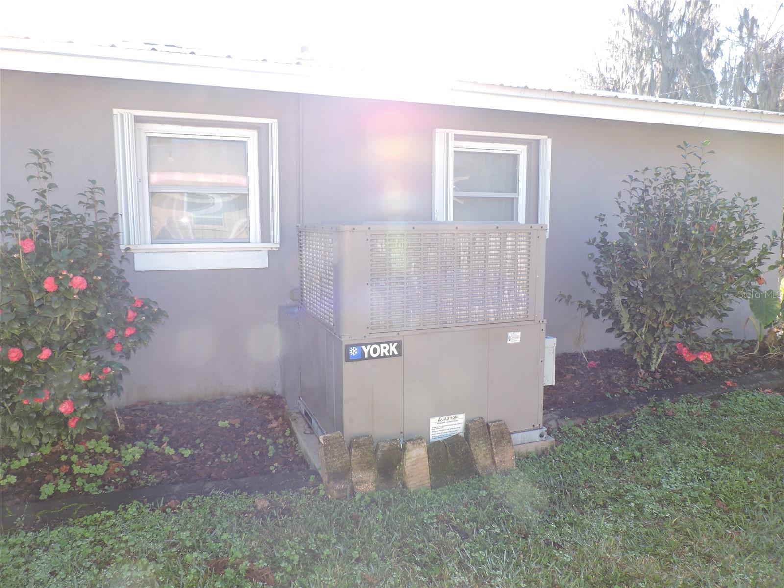 Image 53 of 89 For 5312 Lakeside Drive