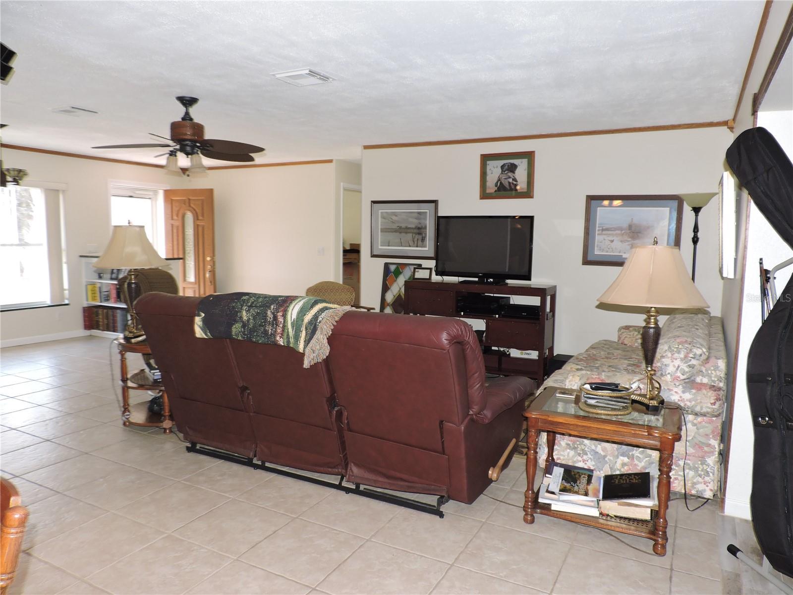 Image 9 of 89 For 5312 Lakeside Drive