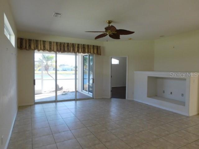 Image 5 of 21 For 2244 Boxwood Street