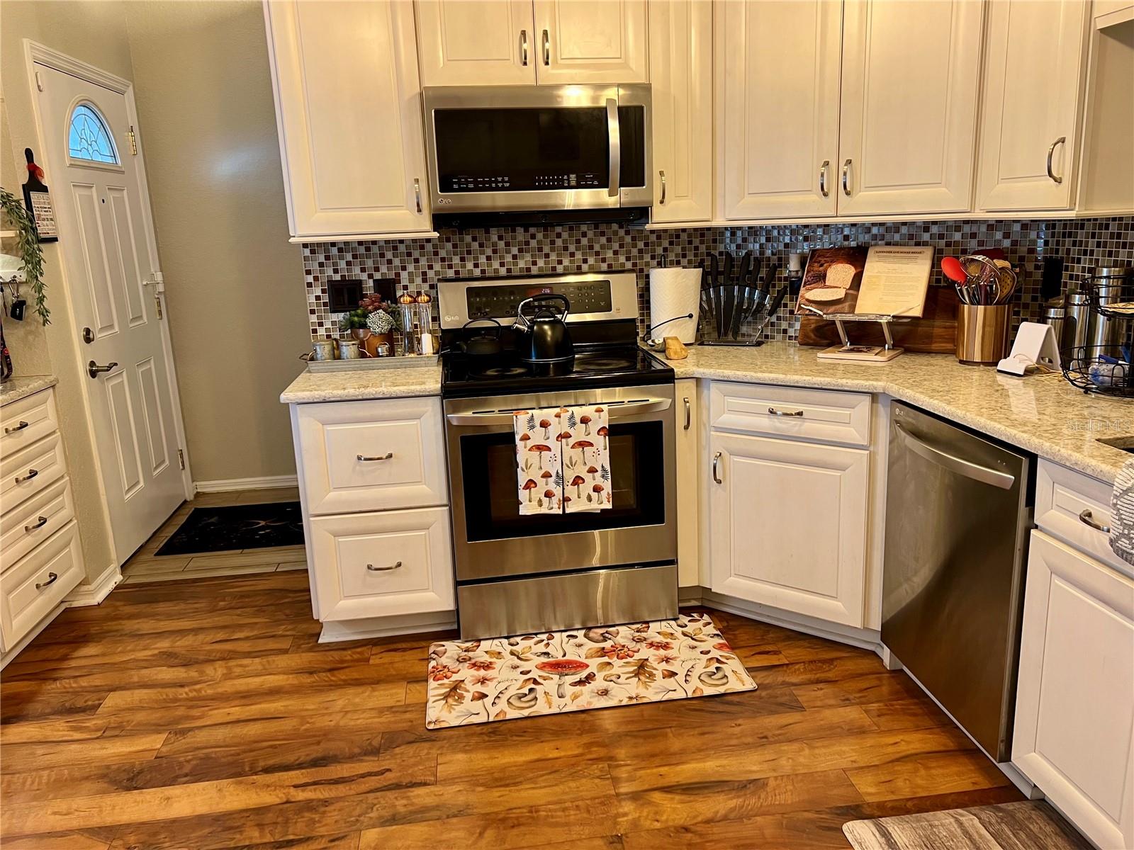 Image 7 of 42 For 3953 Derby Drive