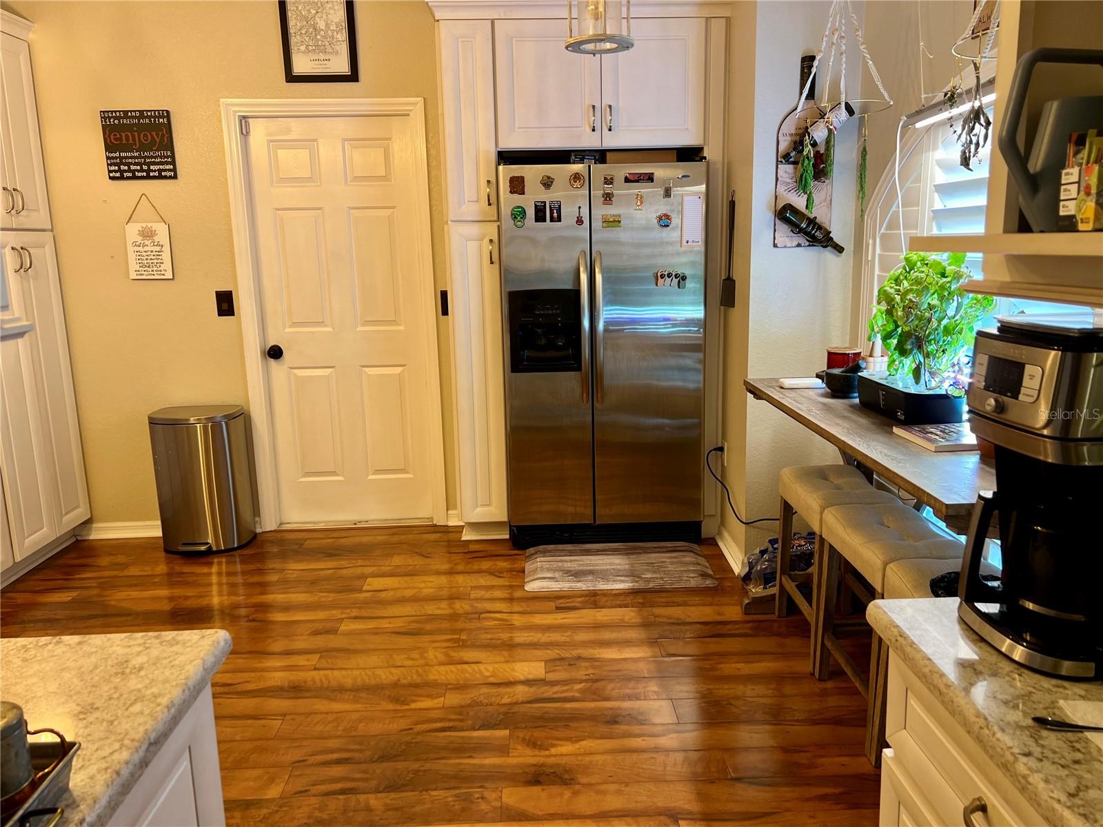 Image 8 of 42 For 3953 Derby Drive