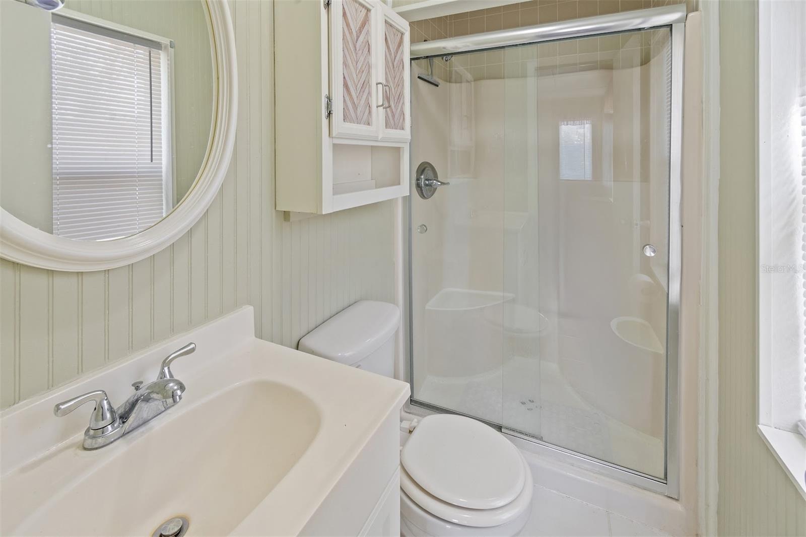 Image 21 of 29 For 841 Campbell Avenue