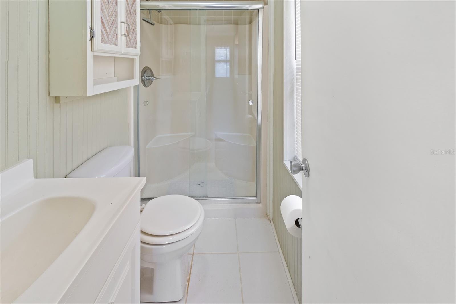 Image 22 of 29 For 841 Campbell Avenue