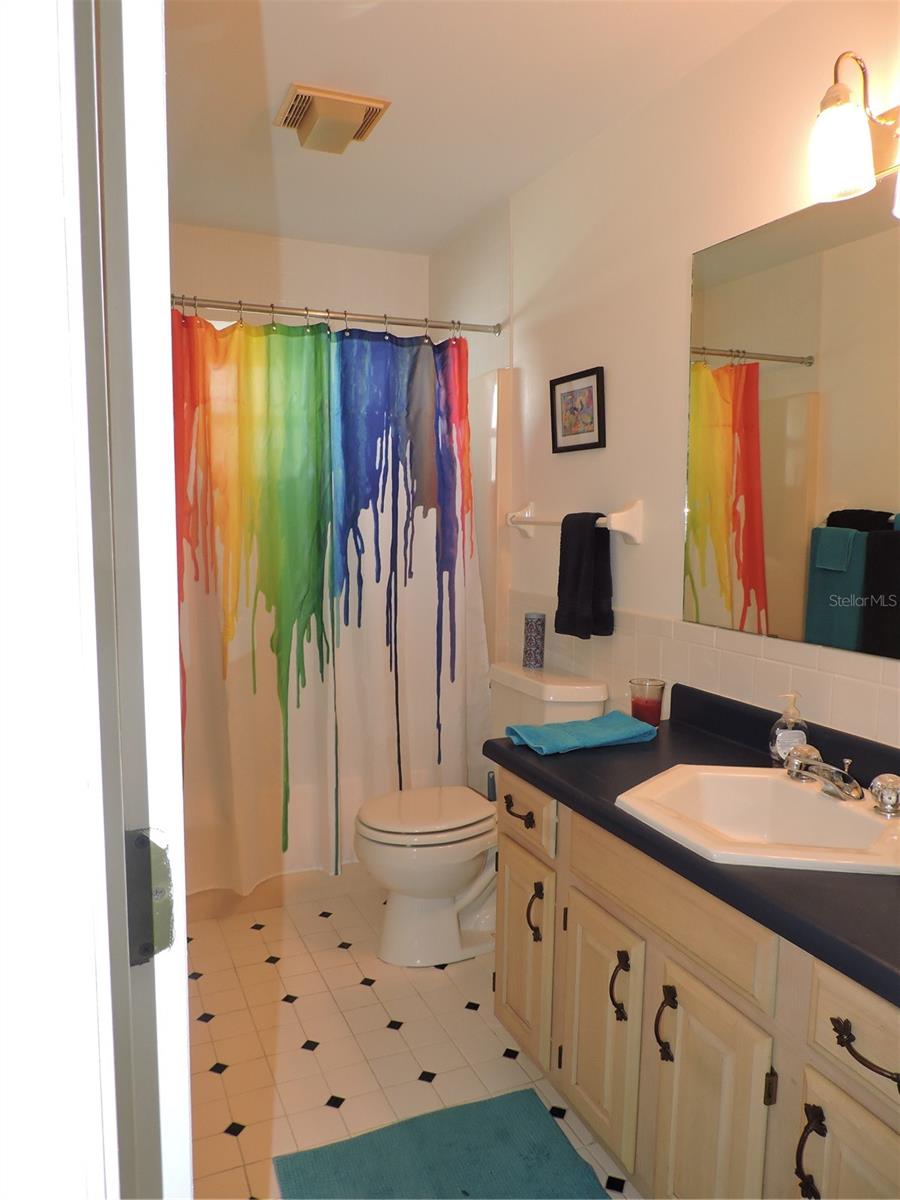 Image 24 of 30 For 817 Wildabon Avenue