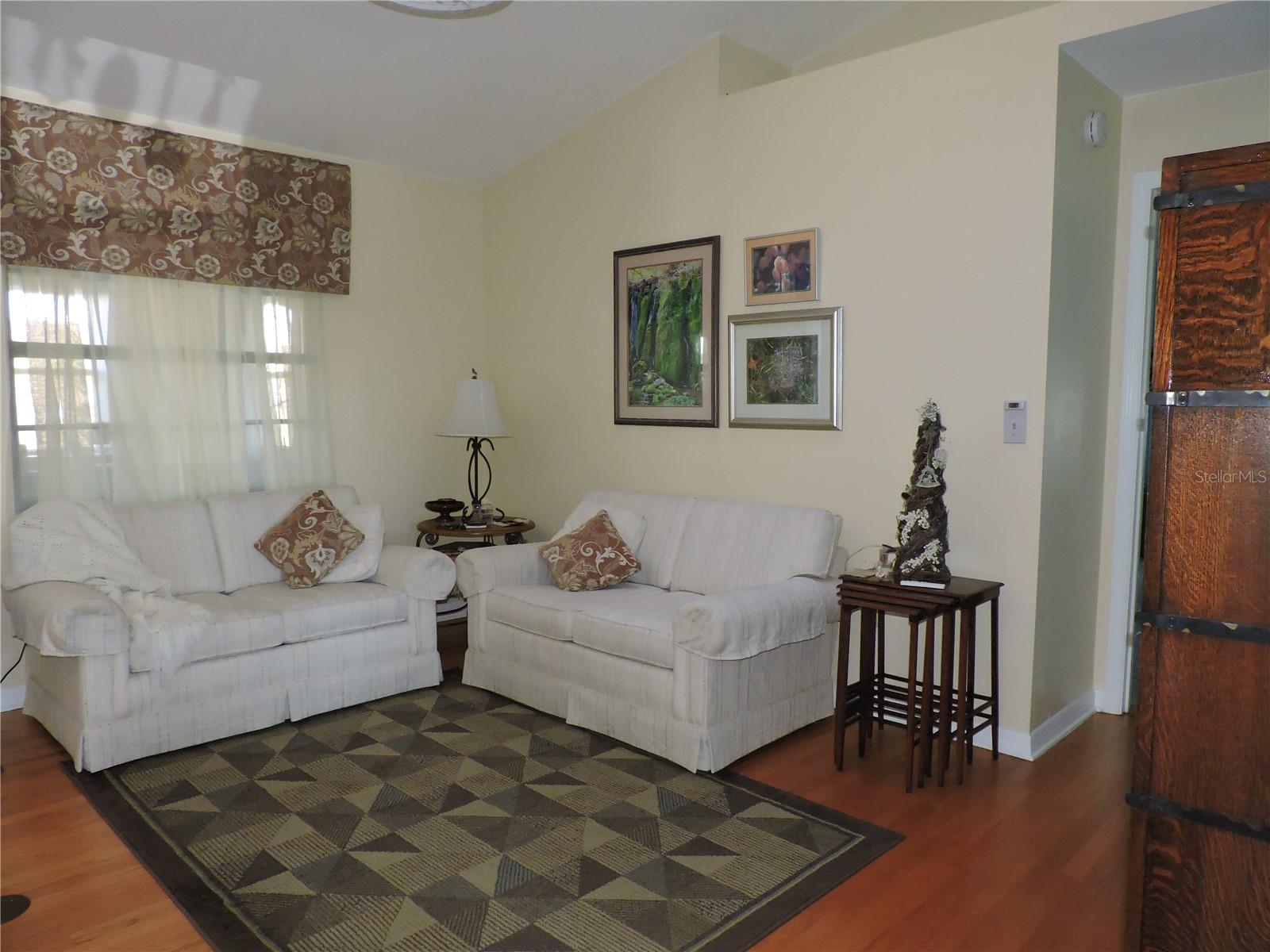 Image 6 of 30 For 817 Wildabon Avenue