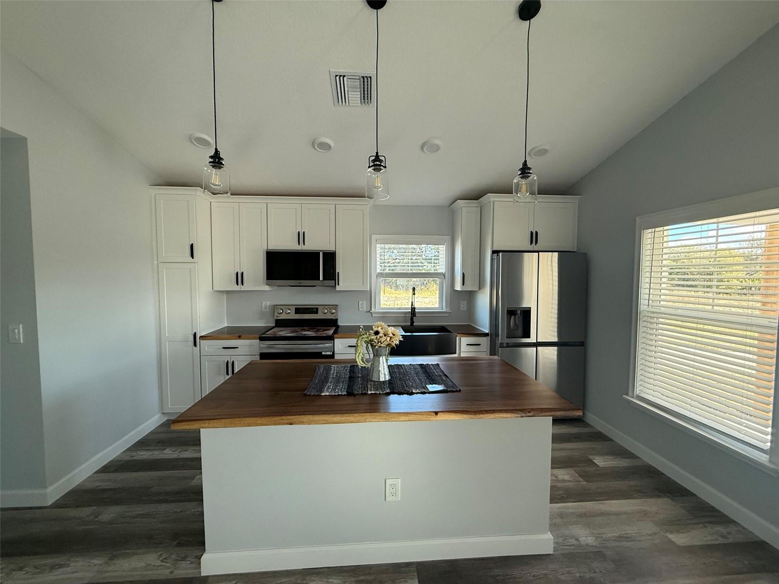 Image 3 of 14 For 16803 288th Street