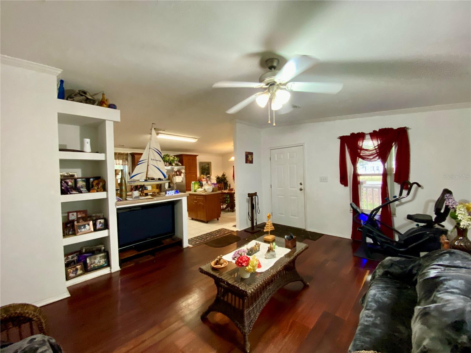 Image 10 of 31 For 4327 Portage Drive