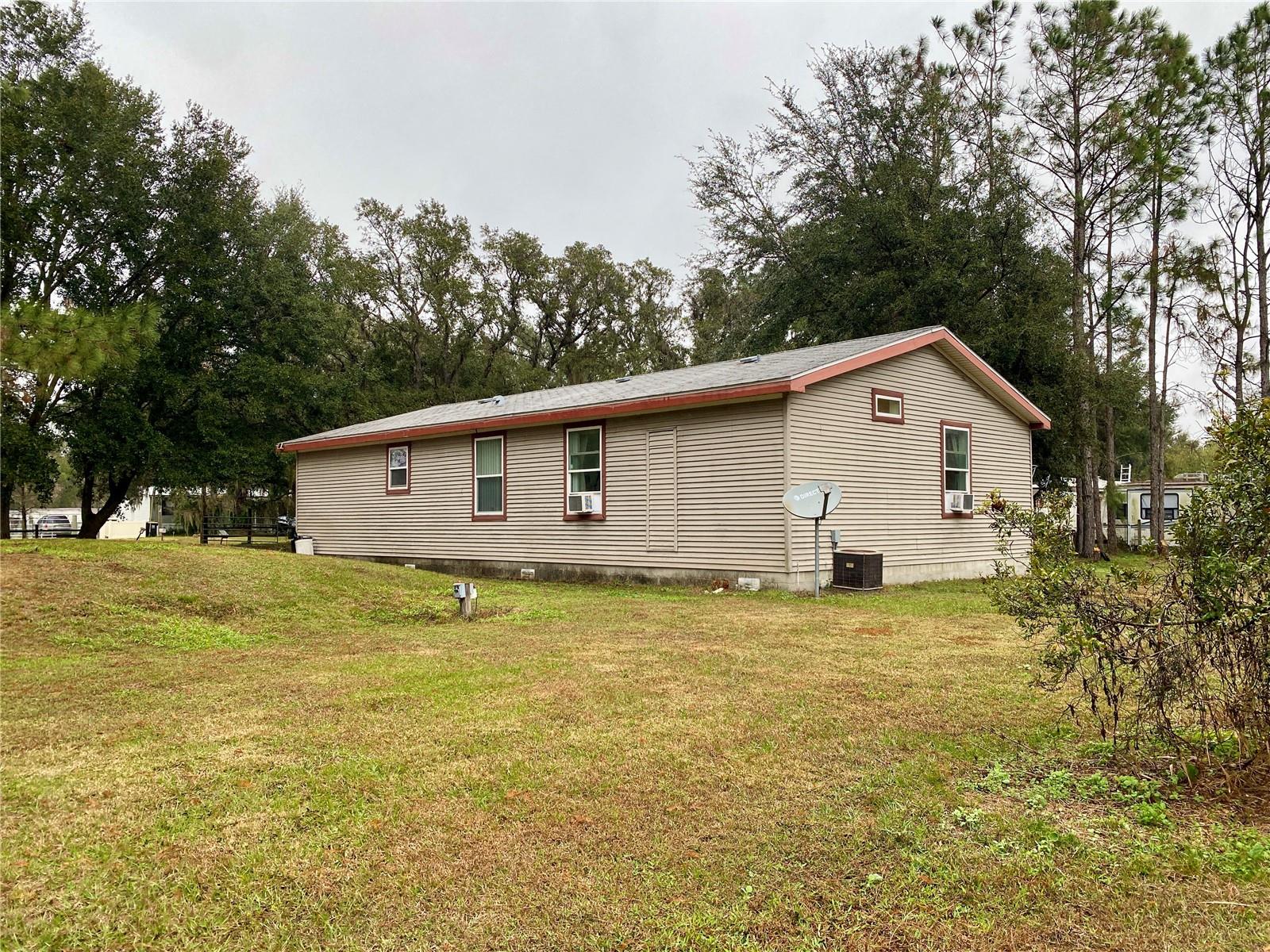 Image 28 of 31 For 4327 Portage Drive