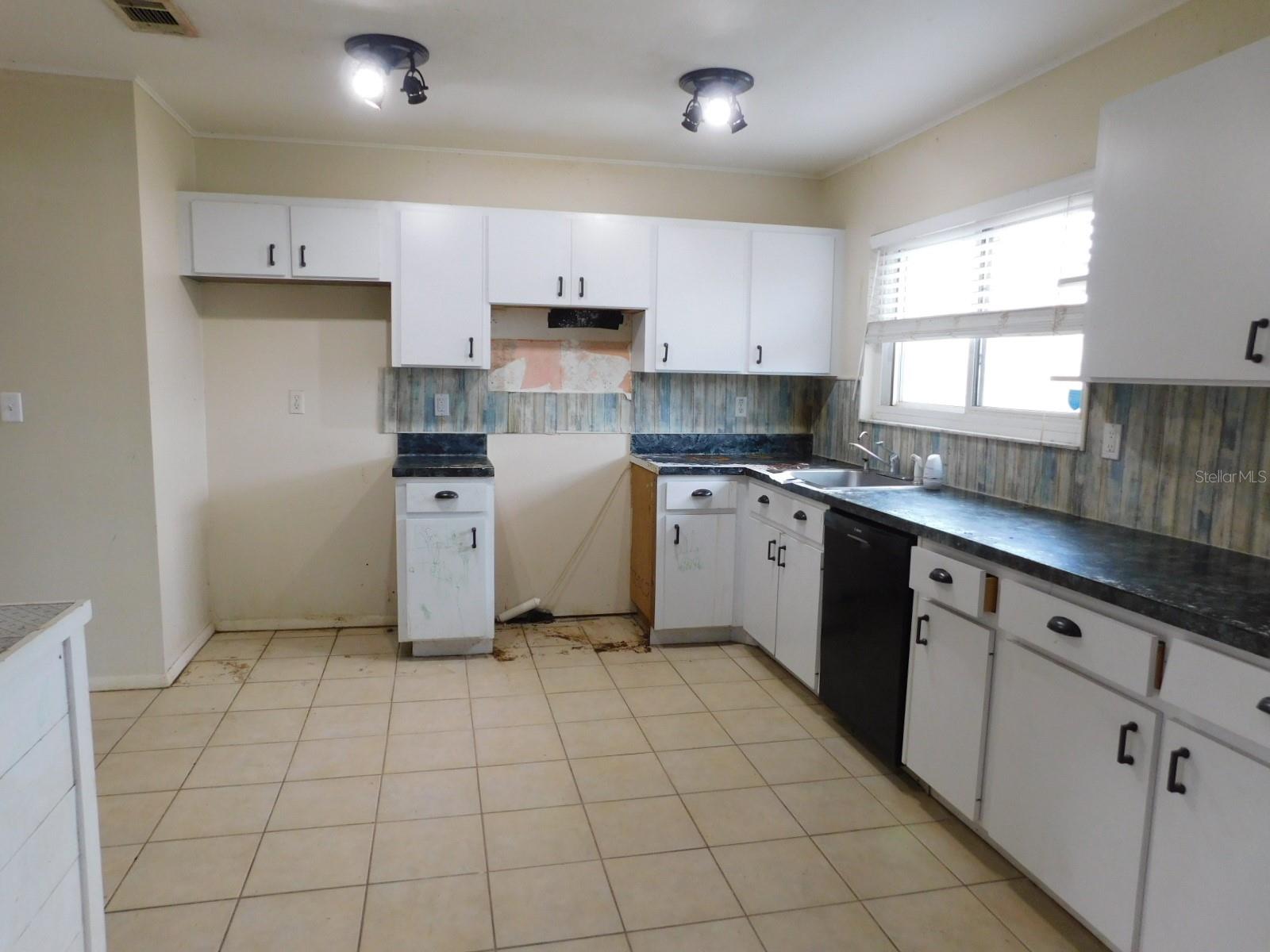 Image 2 of 12 For 4745 Pan American Boulevard