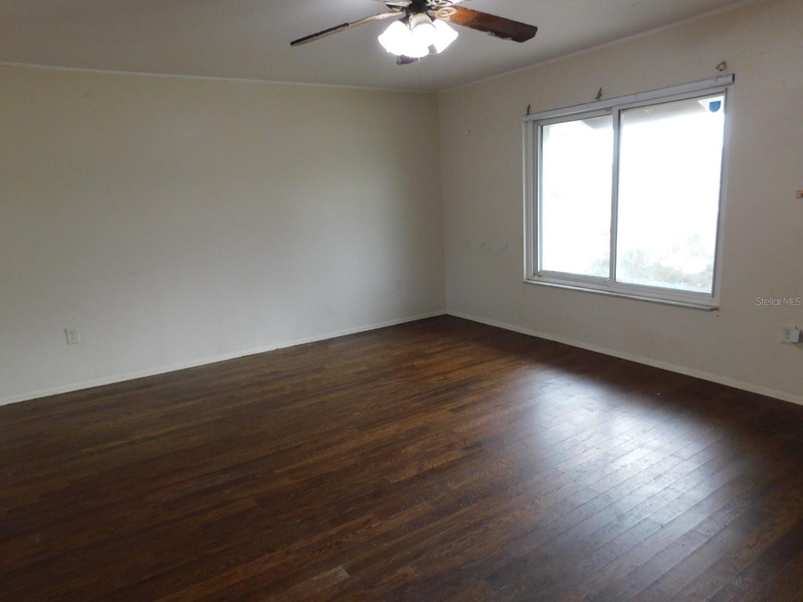 Image 6 of 12 For 4745 Pan American Boulevard