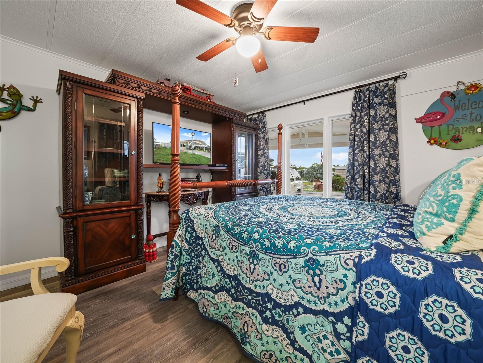 Image 12 of 31 For 33 Queen Of Waters Street