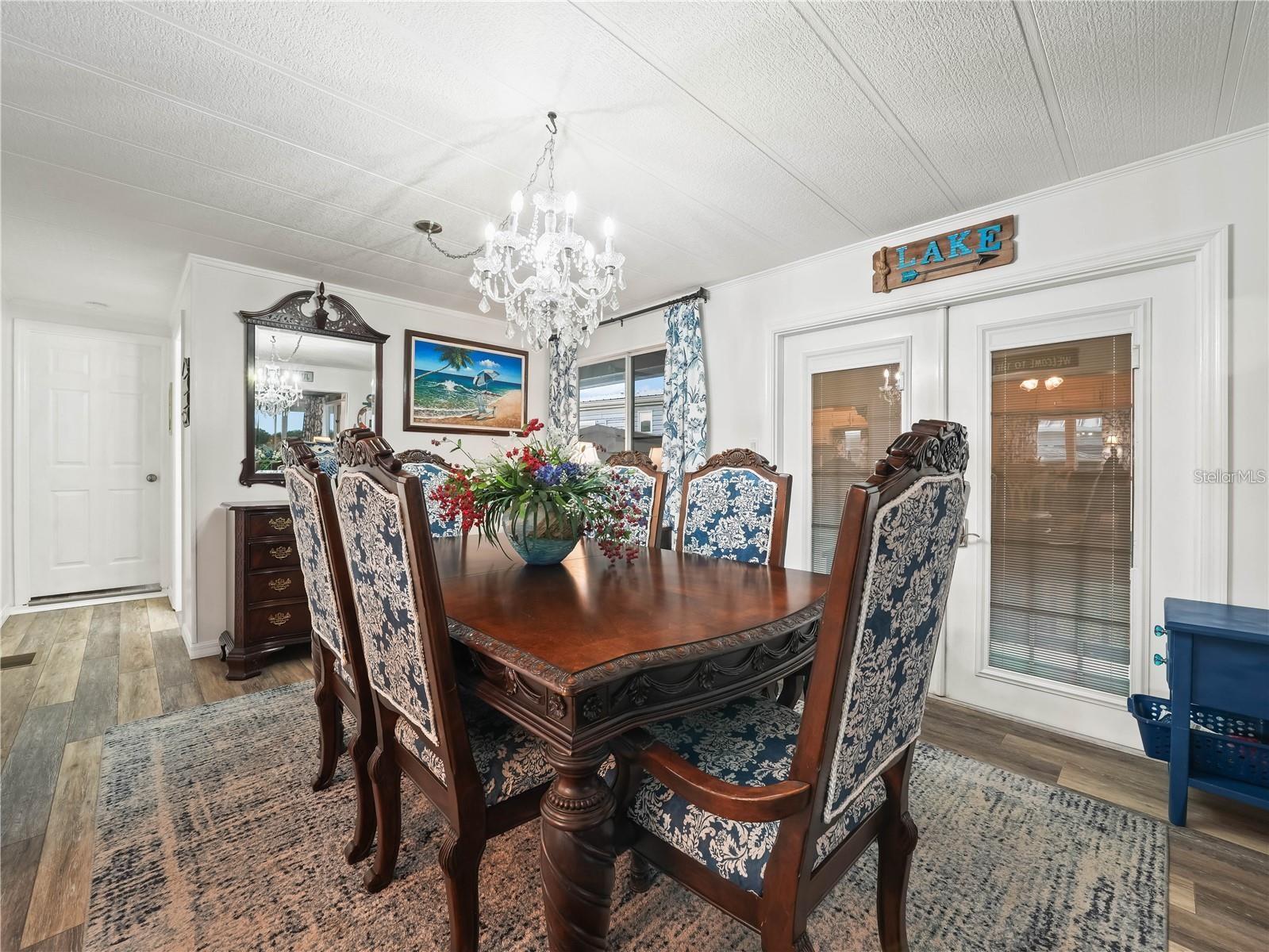 Image 7 of 31 For 33 Queen Of Waters Street