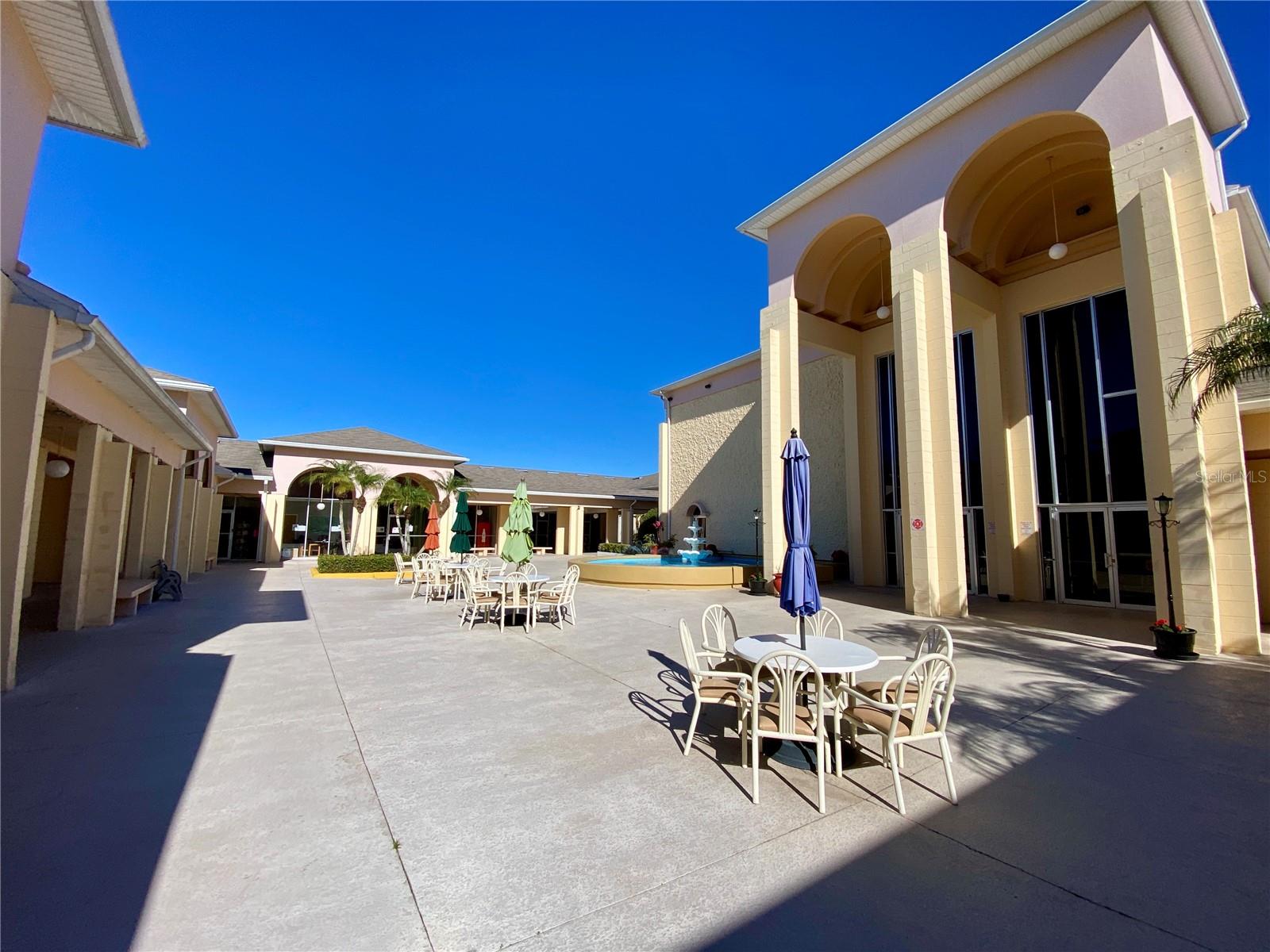 Image 28 of 37 For 3429 Club Circle