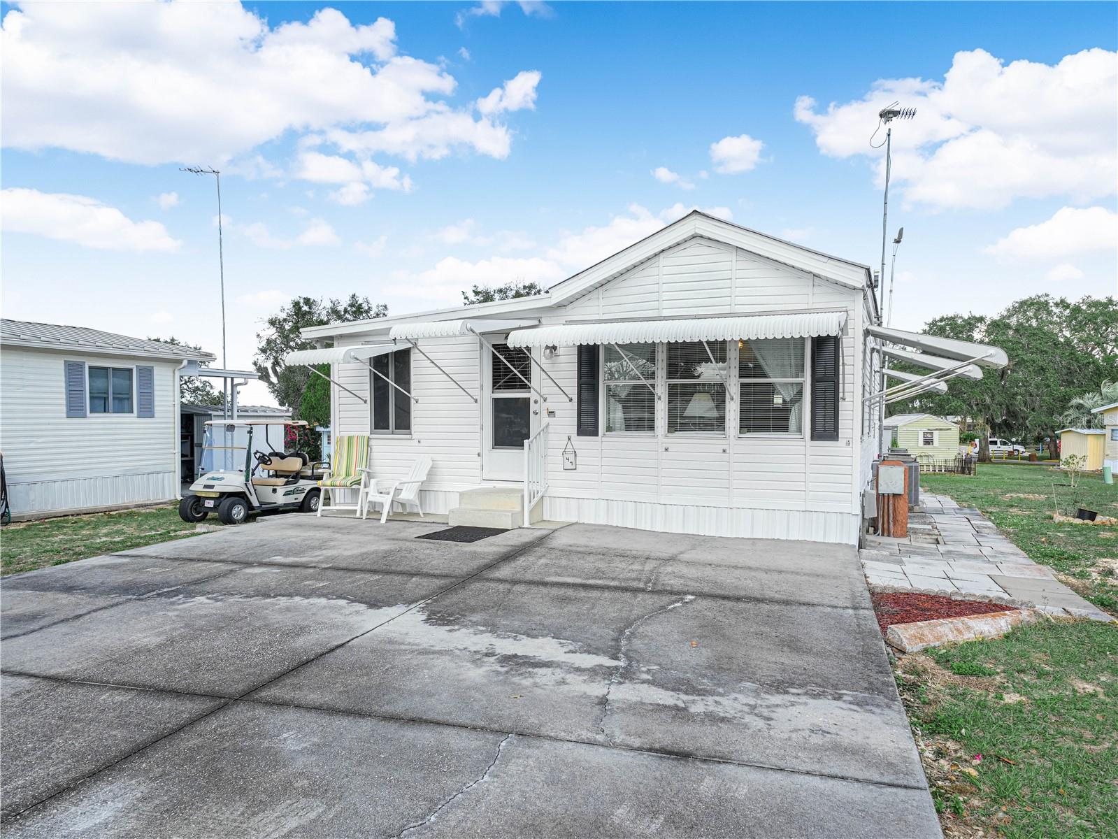 Image 3 of 43 For 47 Woodruff Way