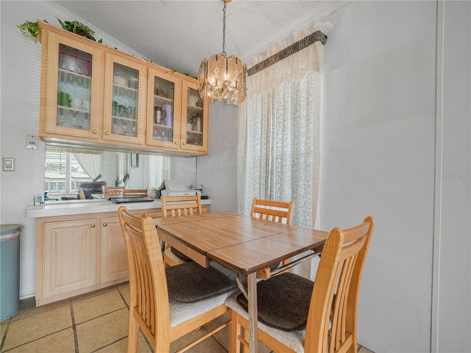 Image 6 of 43 For 47 Woodruff Way