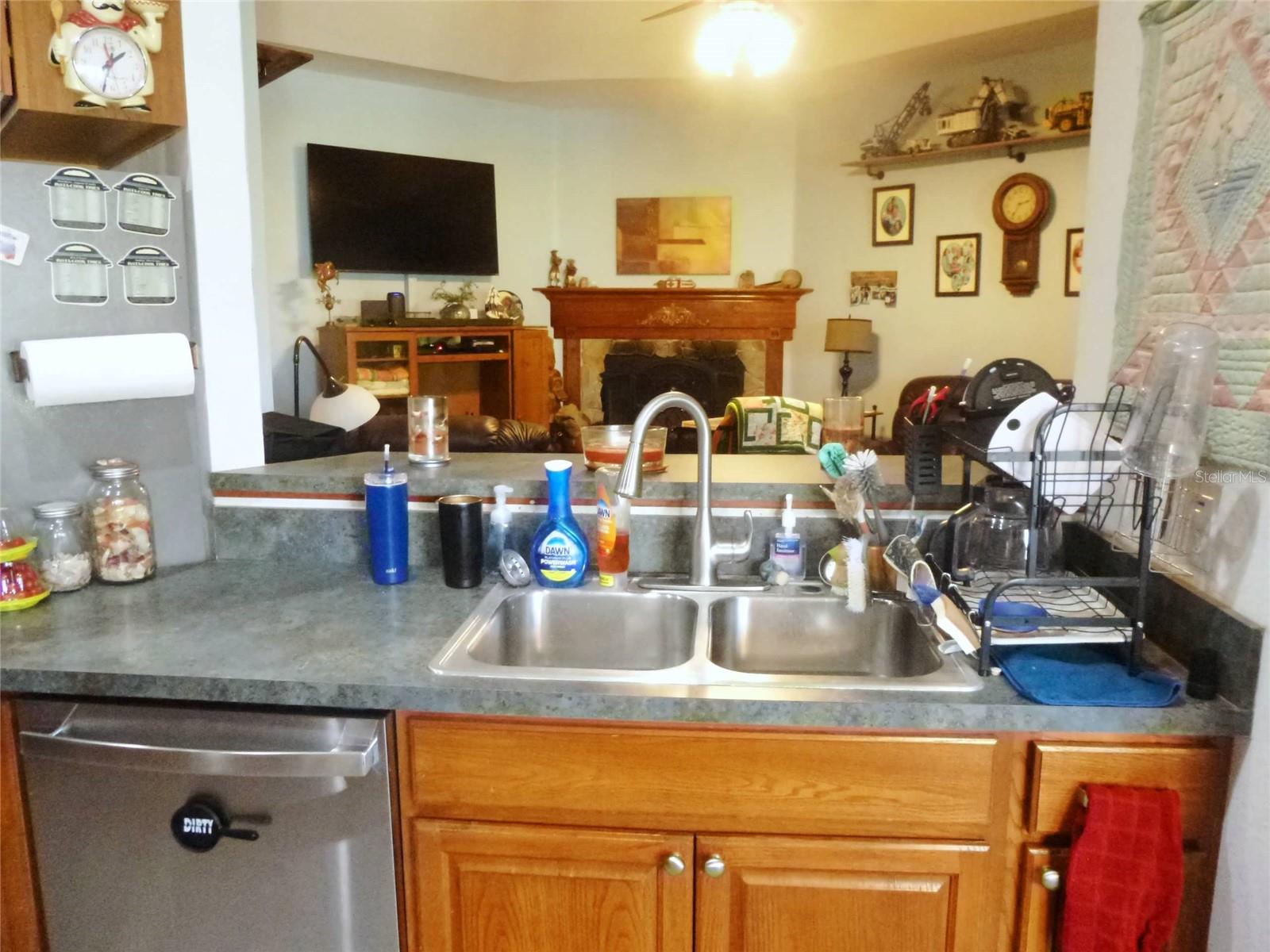 Image 13 of 52 For 121 Deer Road