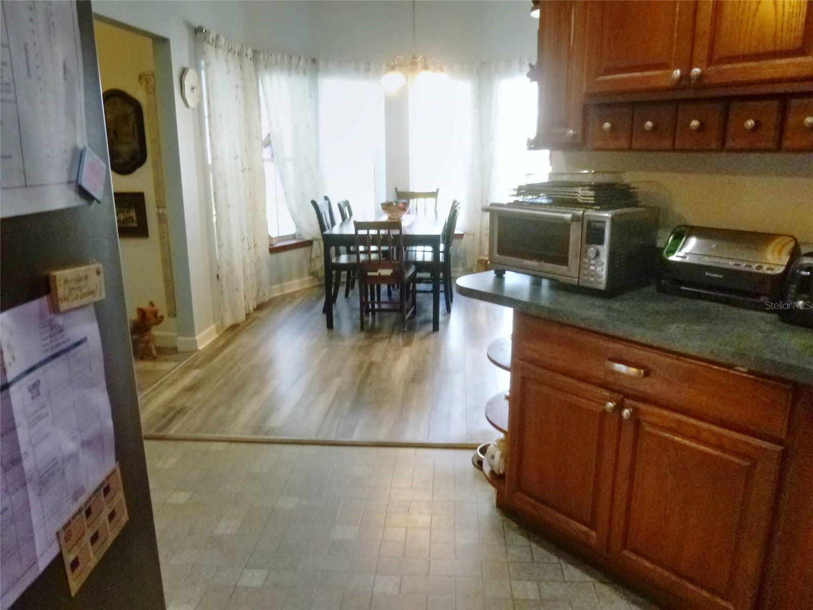 Image 17 of 52 For 121 Deer Road