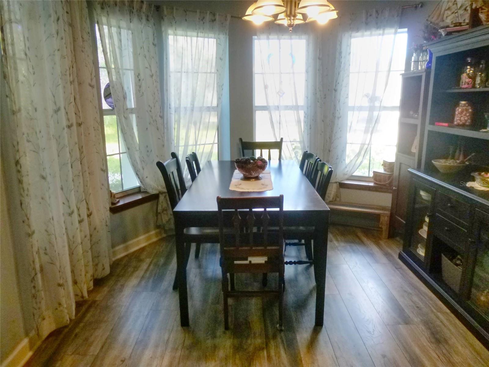 Image 19 of 52 For 121 Deer Road