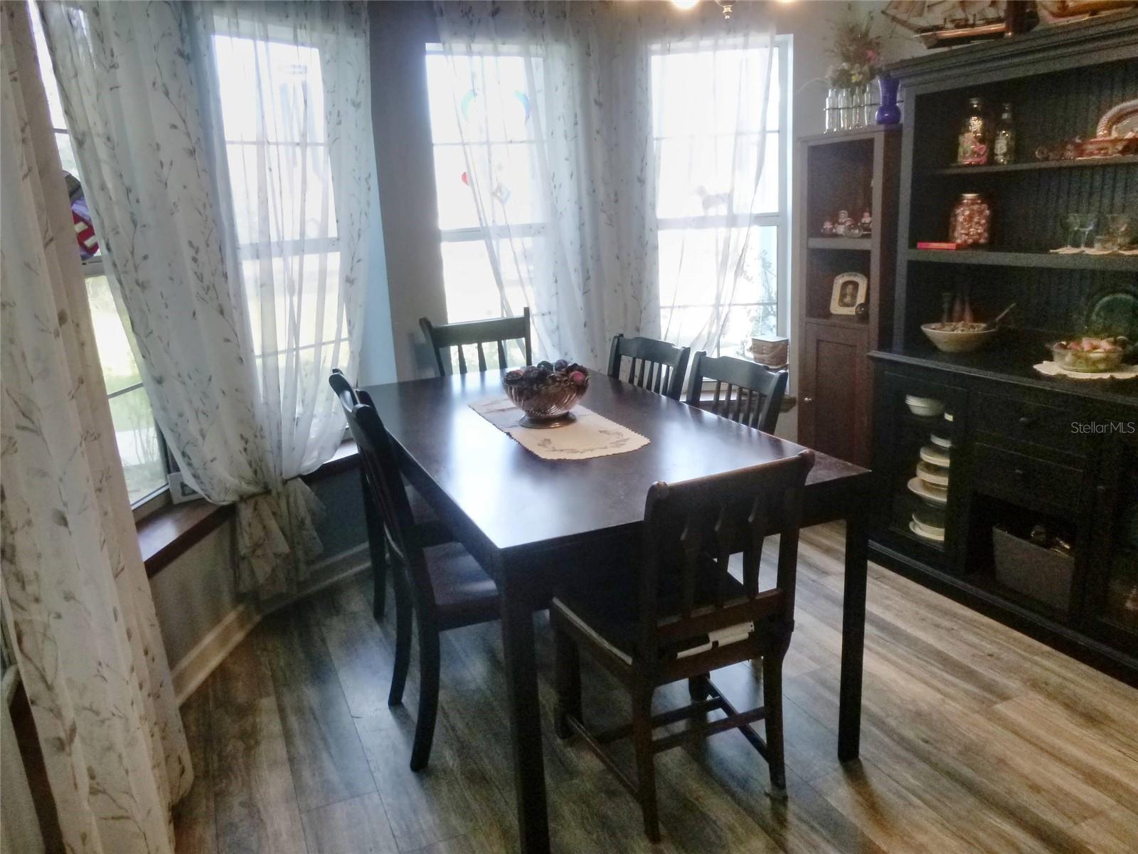 Image 20 of 52 For 121 Deer Road