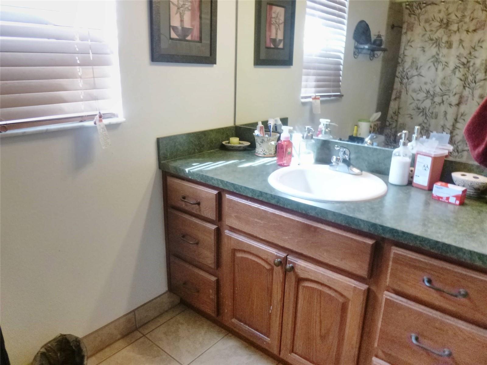 Image 26 of 52 For 121 Deer Road