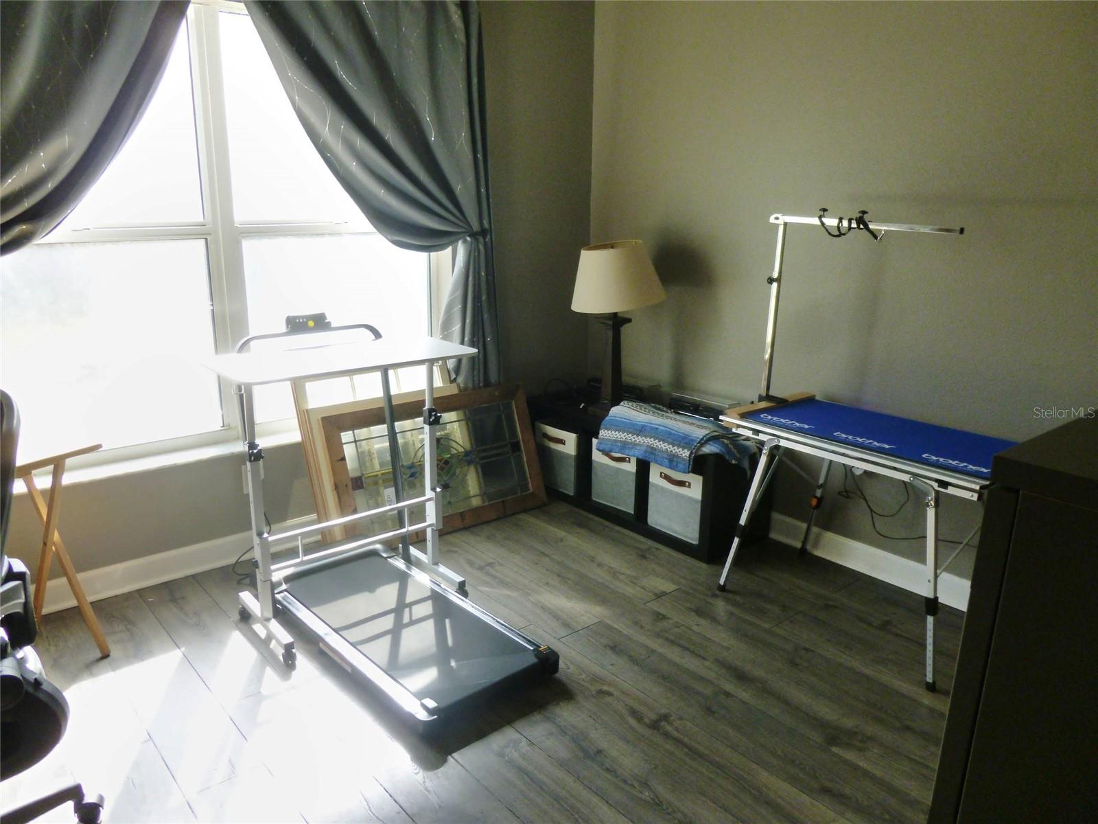 Image 28 of 52 For 121 Deer Road